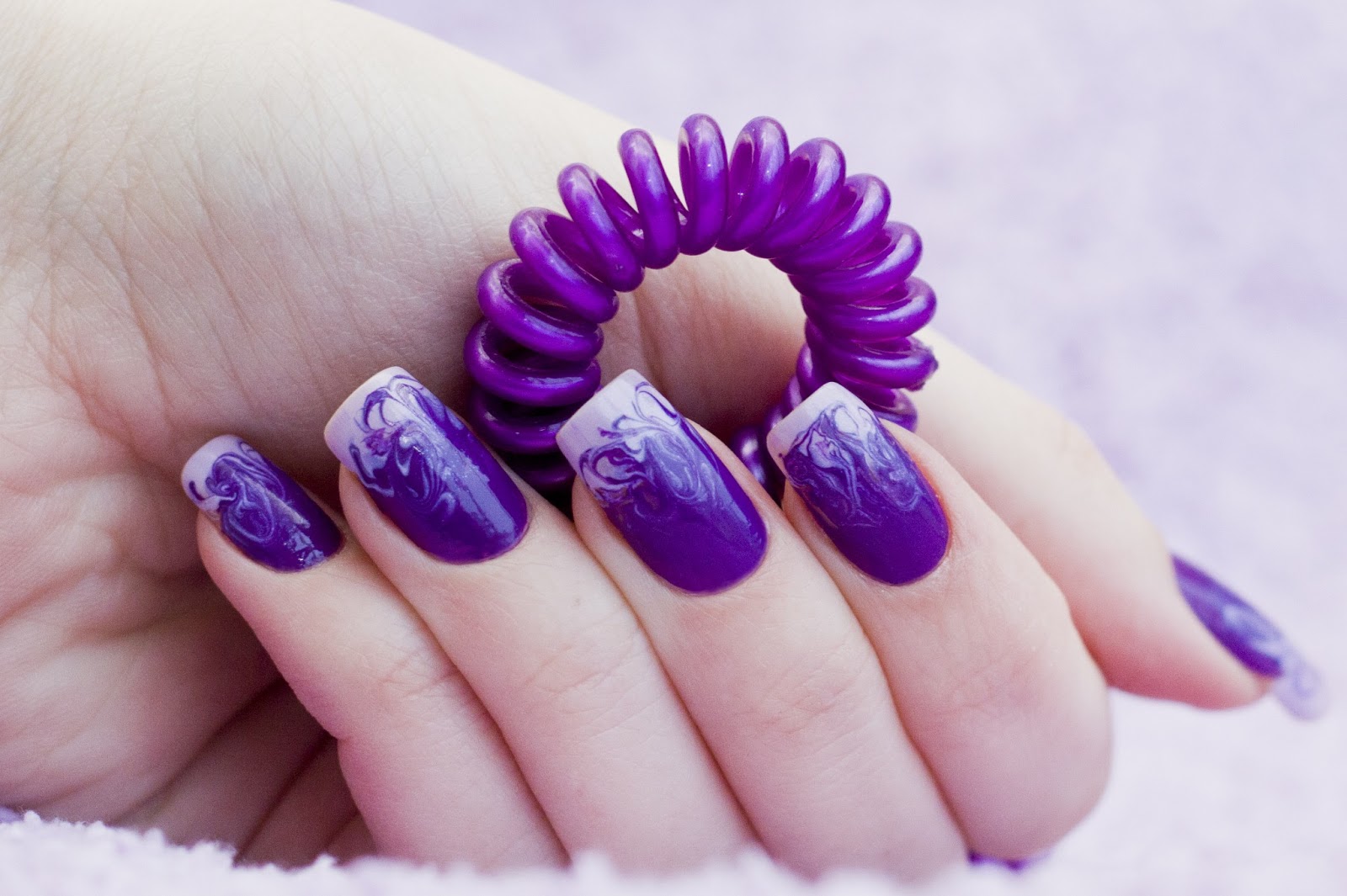 Ногти нарощенные в фиолетовые тонах