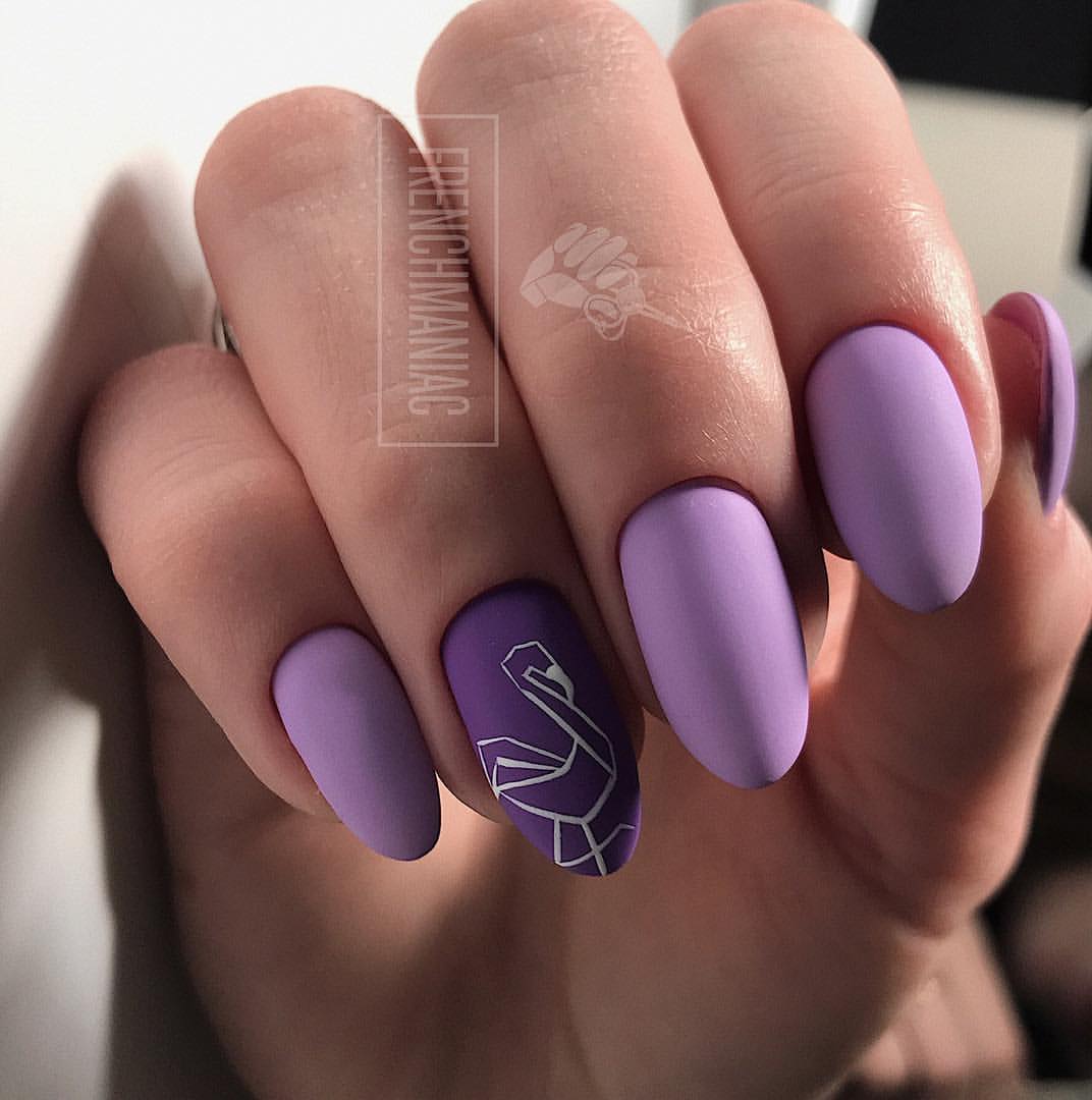 Фиолетовые матовые ногти