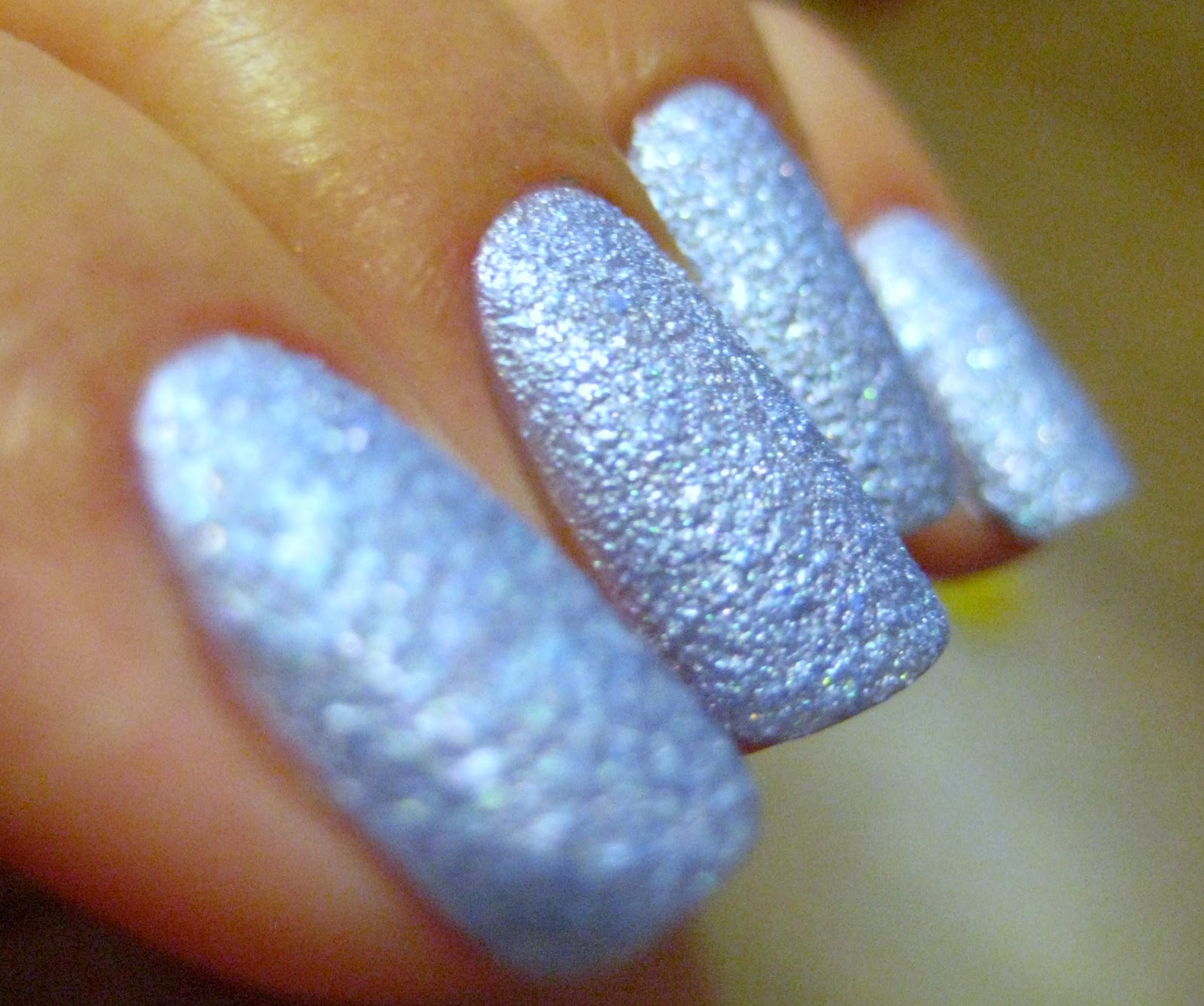 Голубые сахарные ногти