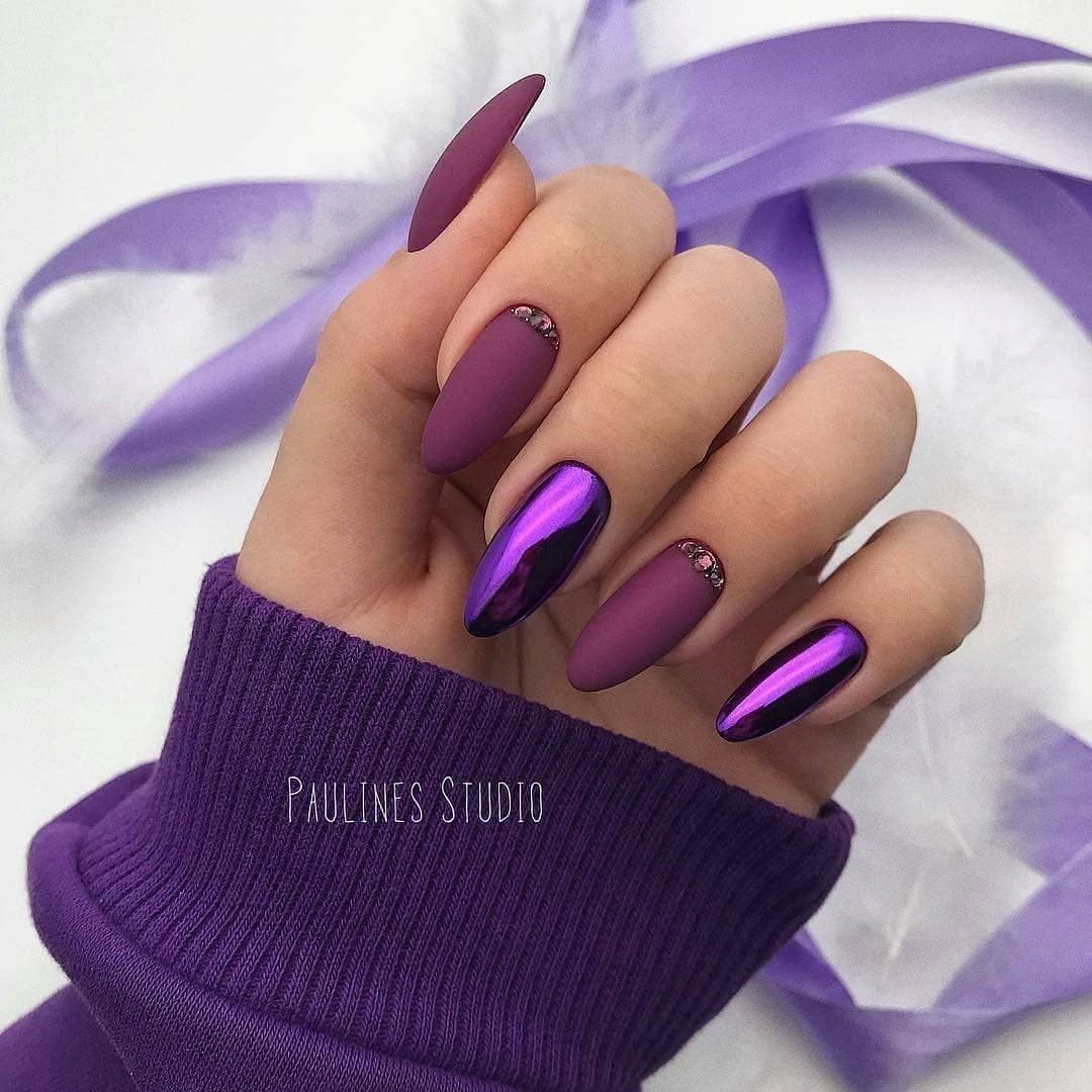 Пурпурный Цвет Ногтей Фото
