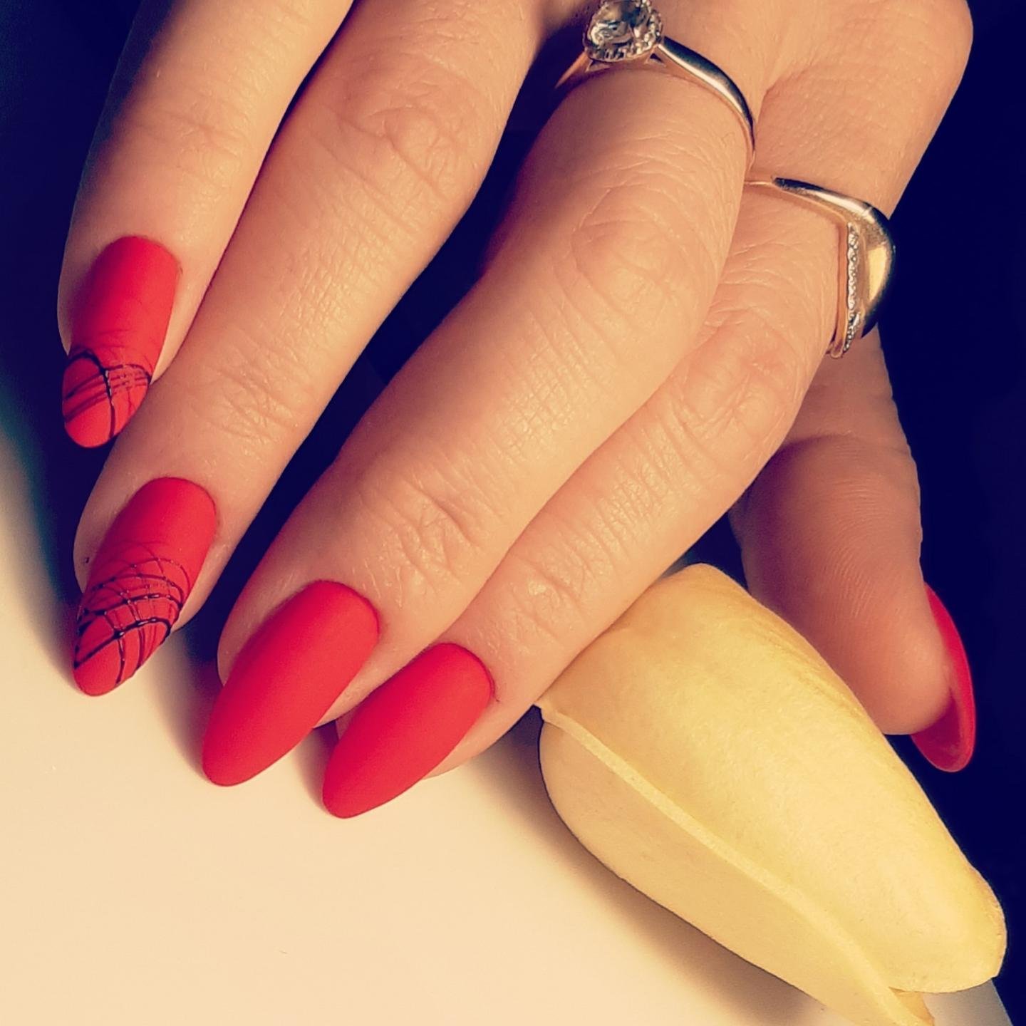 Матовые Красные Ногти Дизайн Фото