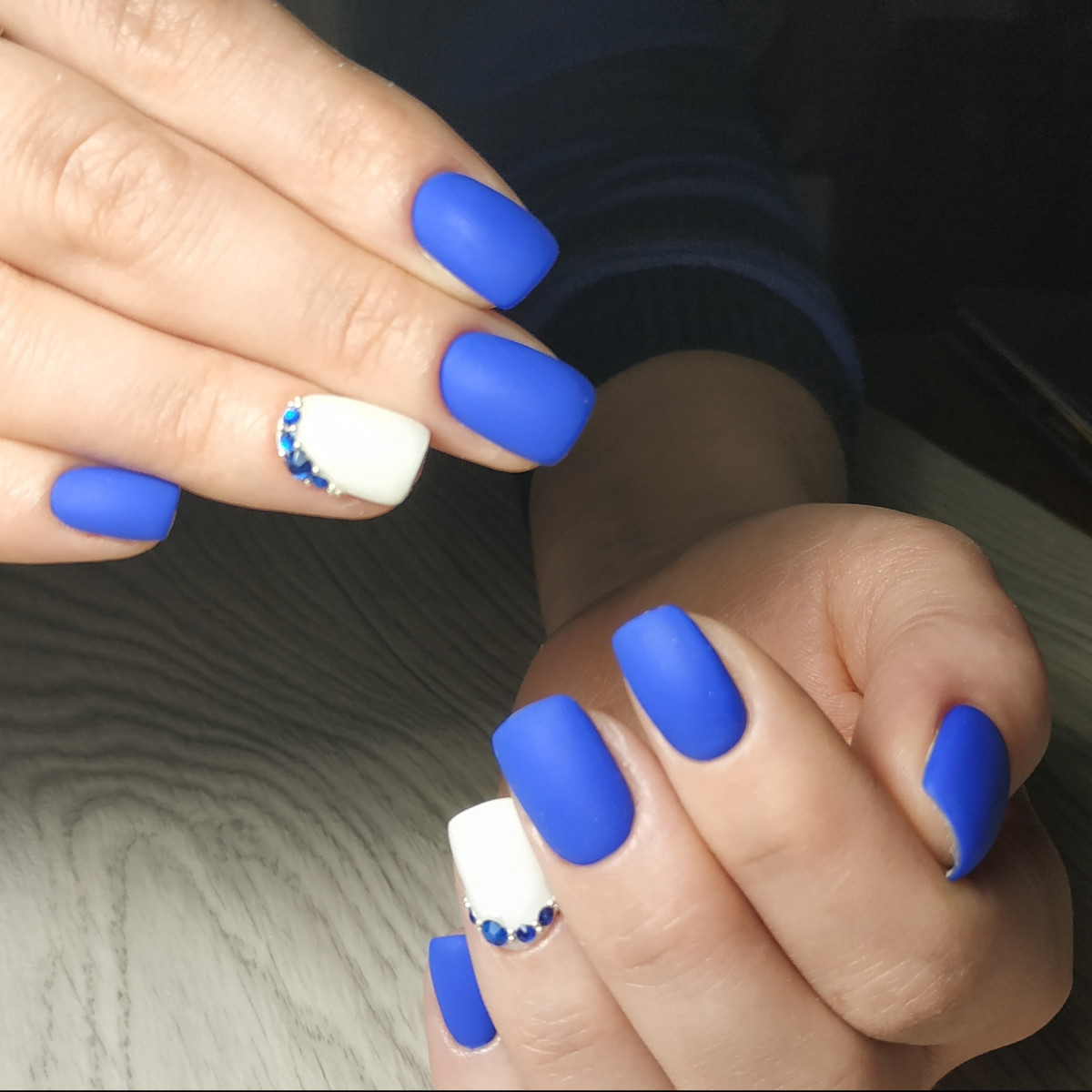 Ногти сине бело голубые
