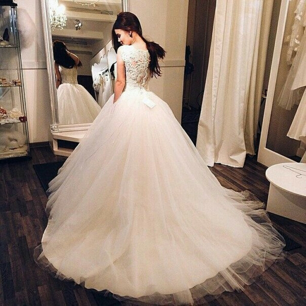 свадебное платье фото дома