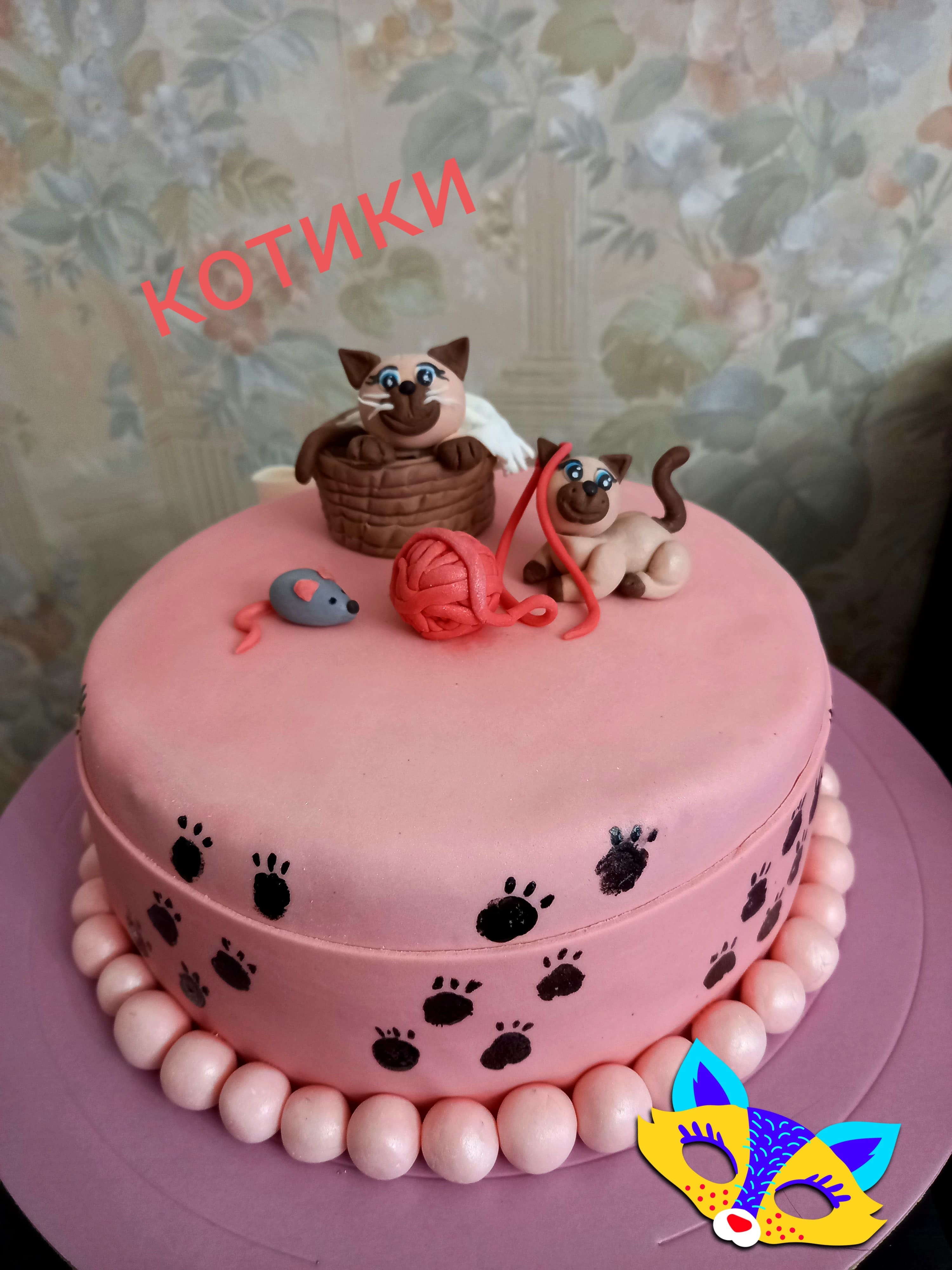 Торт с котом и собакой