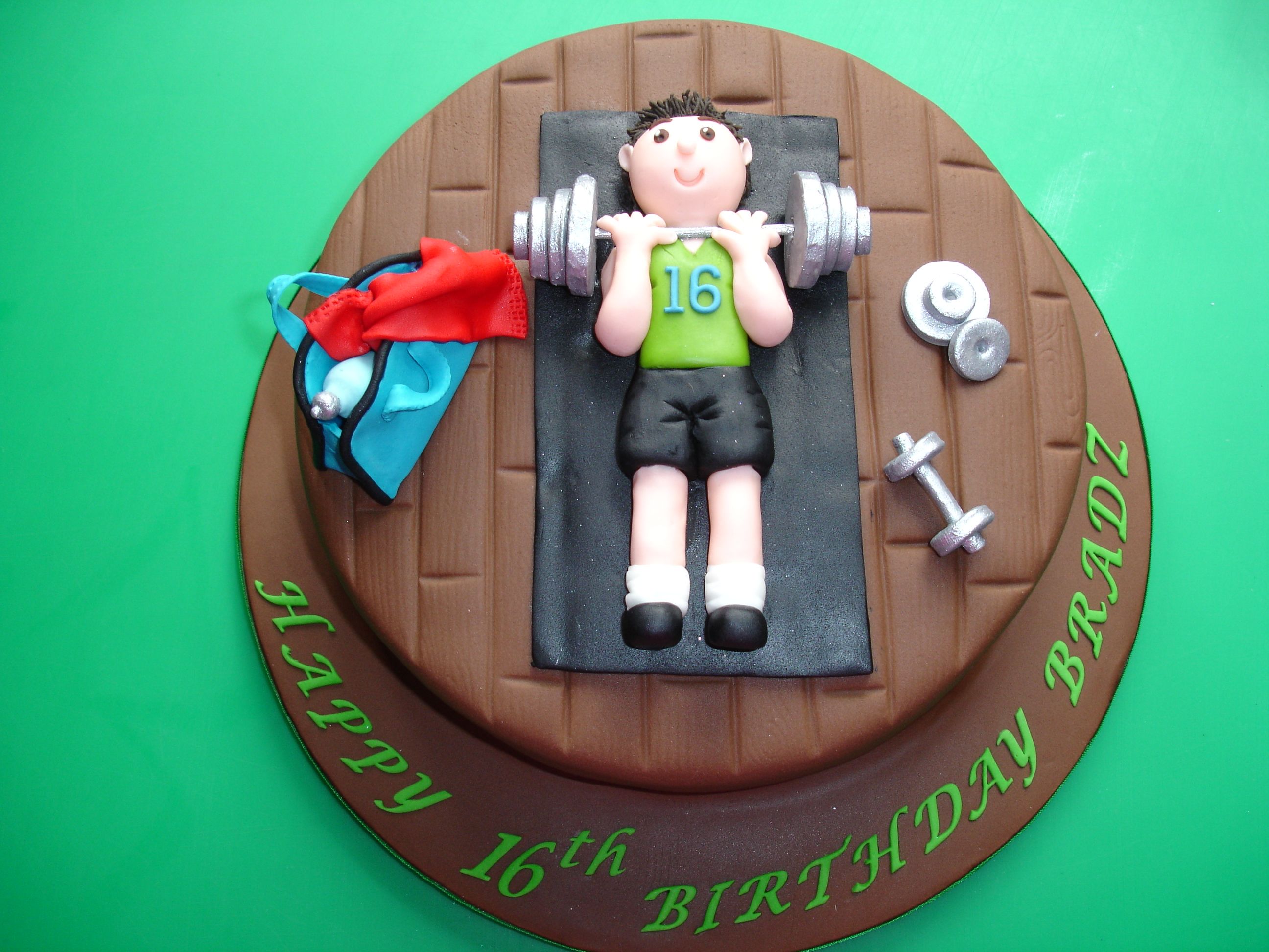 Торт на день рождения мальчику спортсмену