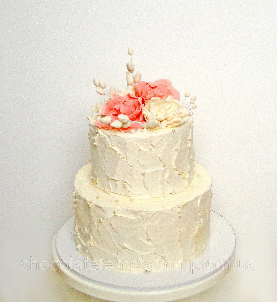 Свадебный торт двухъярусный небольшой без мастики