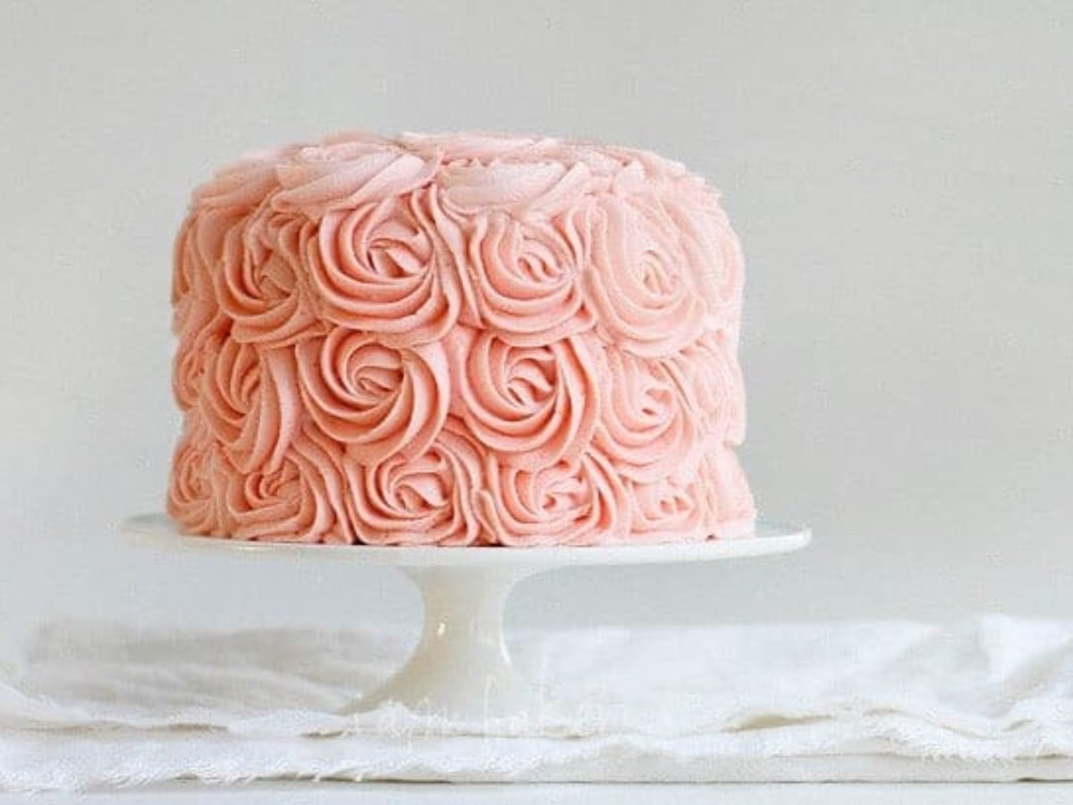 Розовый бархат торт