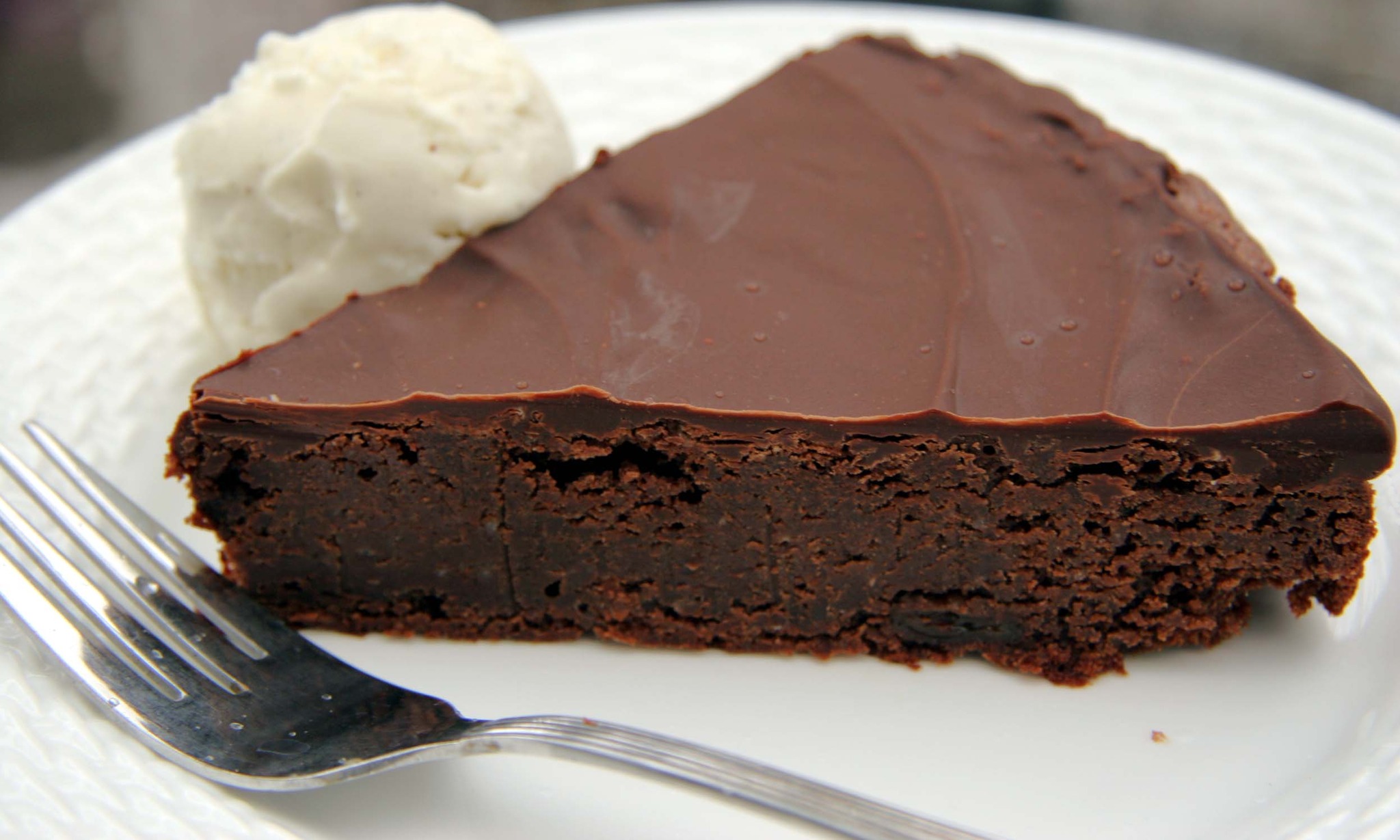 Торт шоколадный пломбир