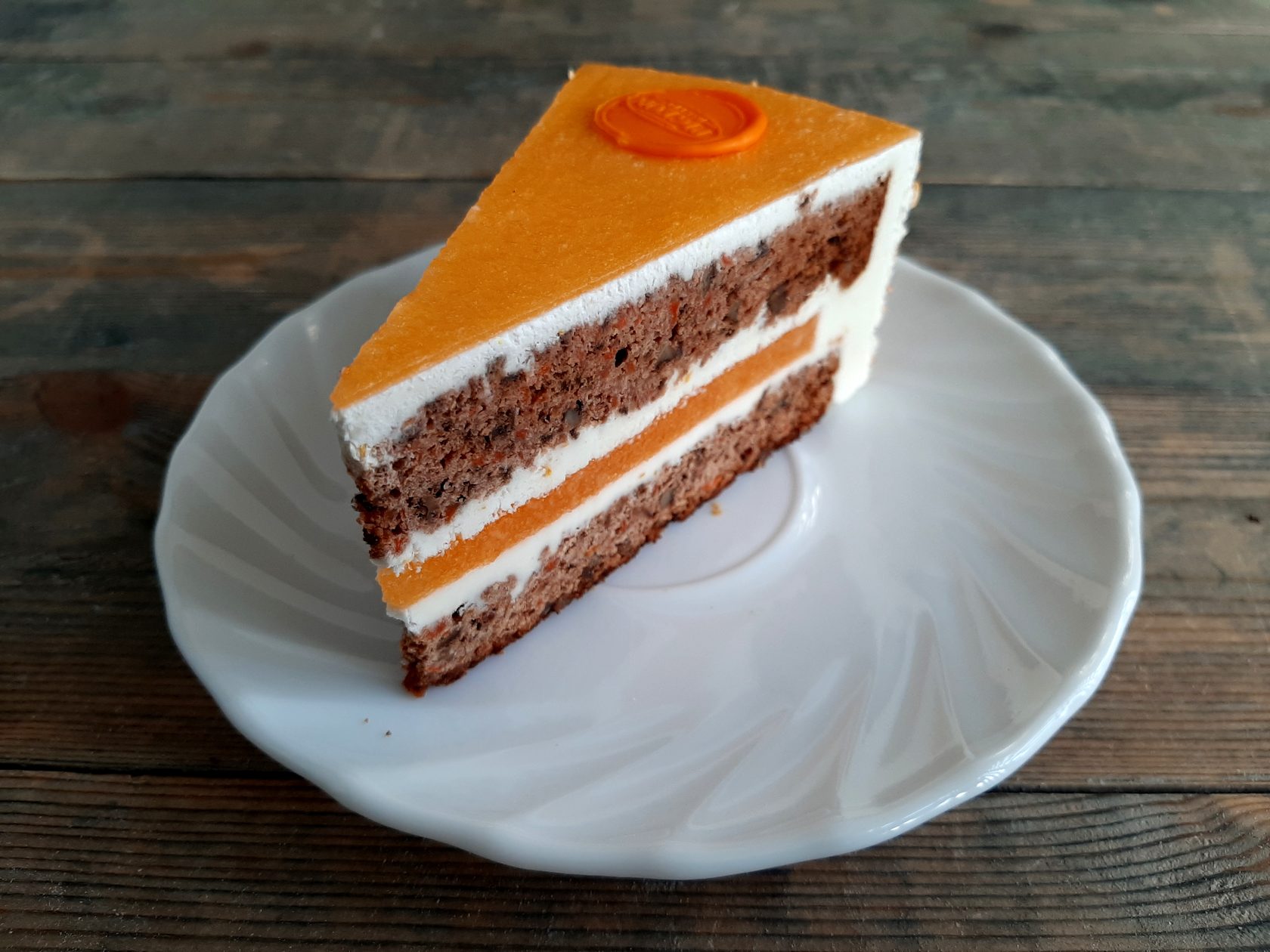 Ля Мезон морковный торт