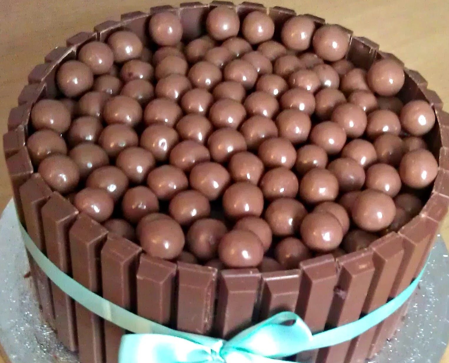Оформление Торта Шоколадными Шарами