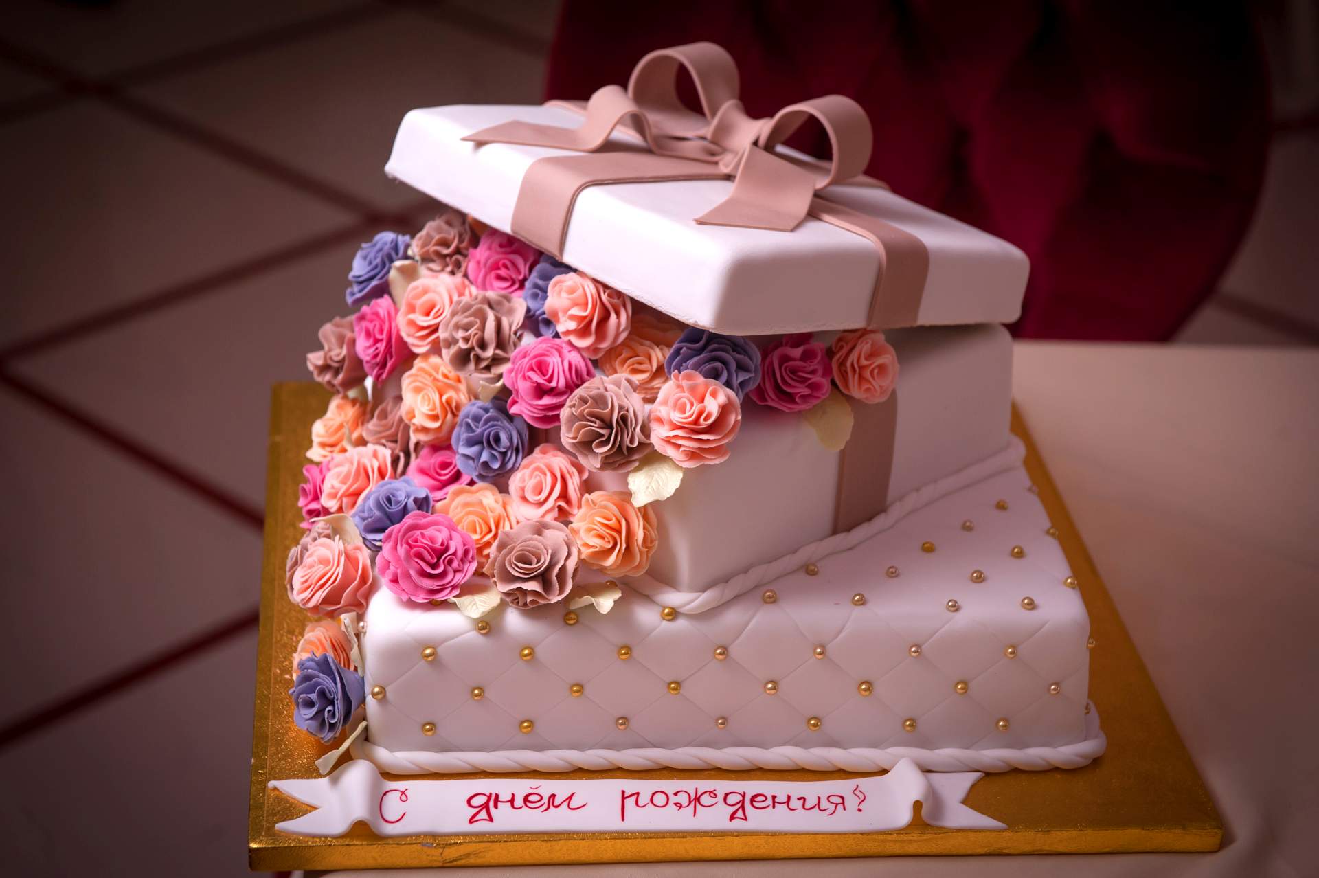 Торт в подарок женщине