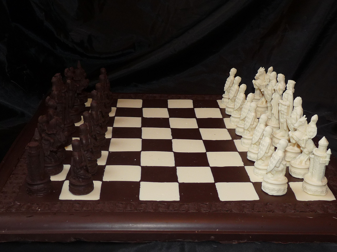 Шахматы шоколадные Baccarat