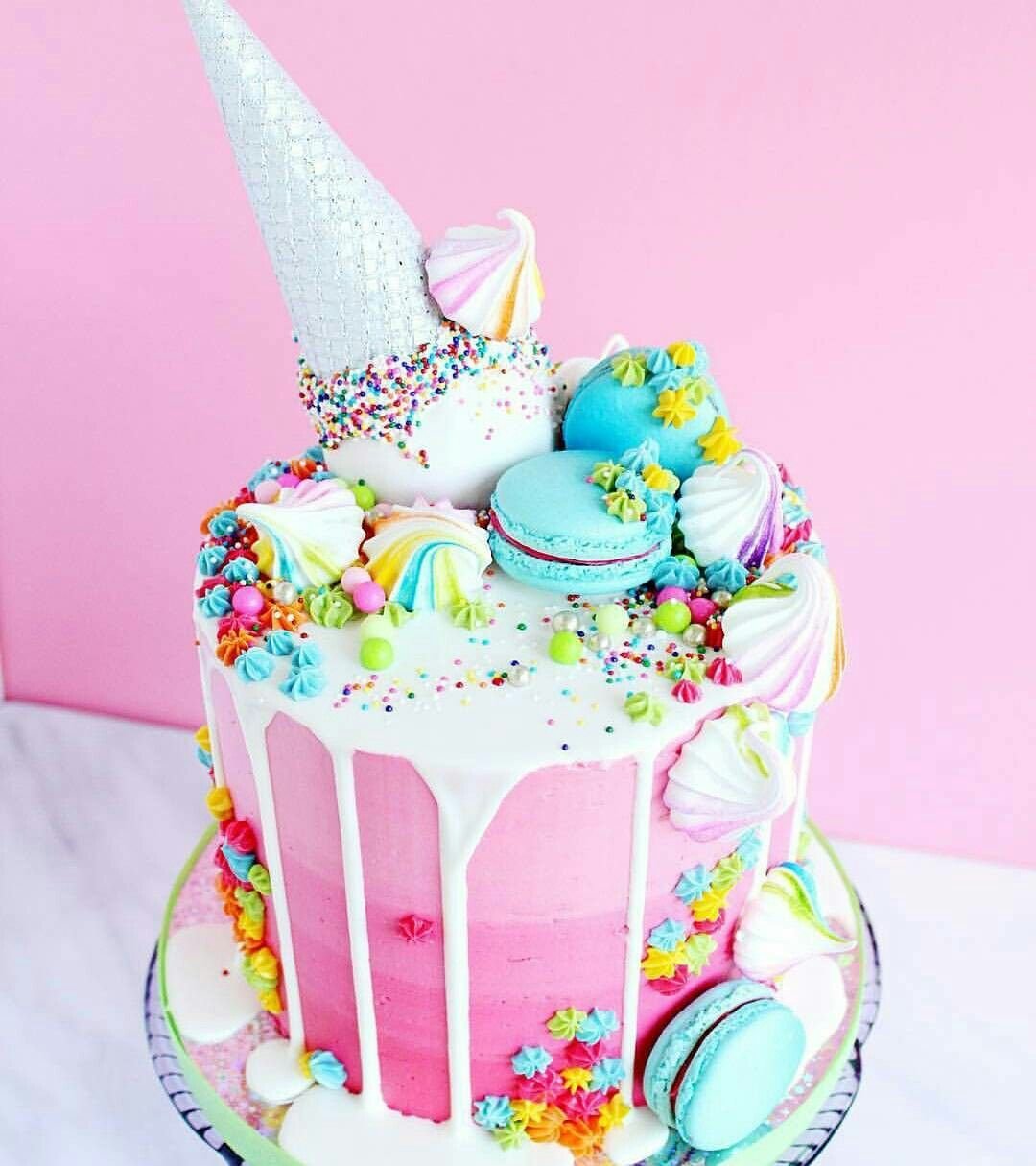 Торт со сладостями для девочки 10 лет