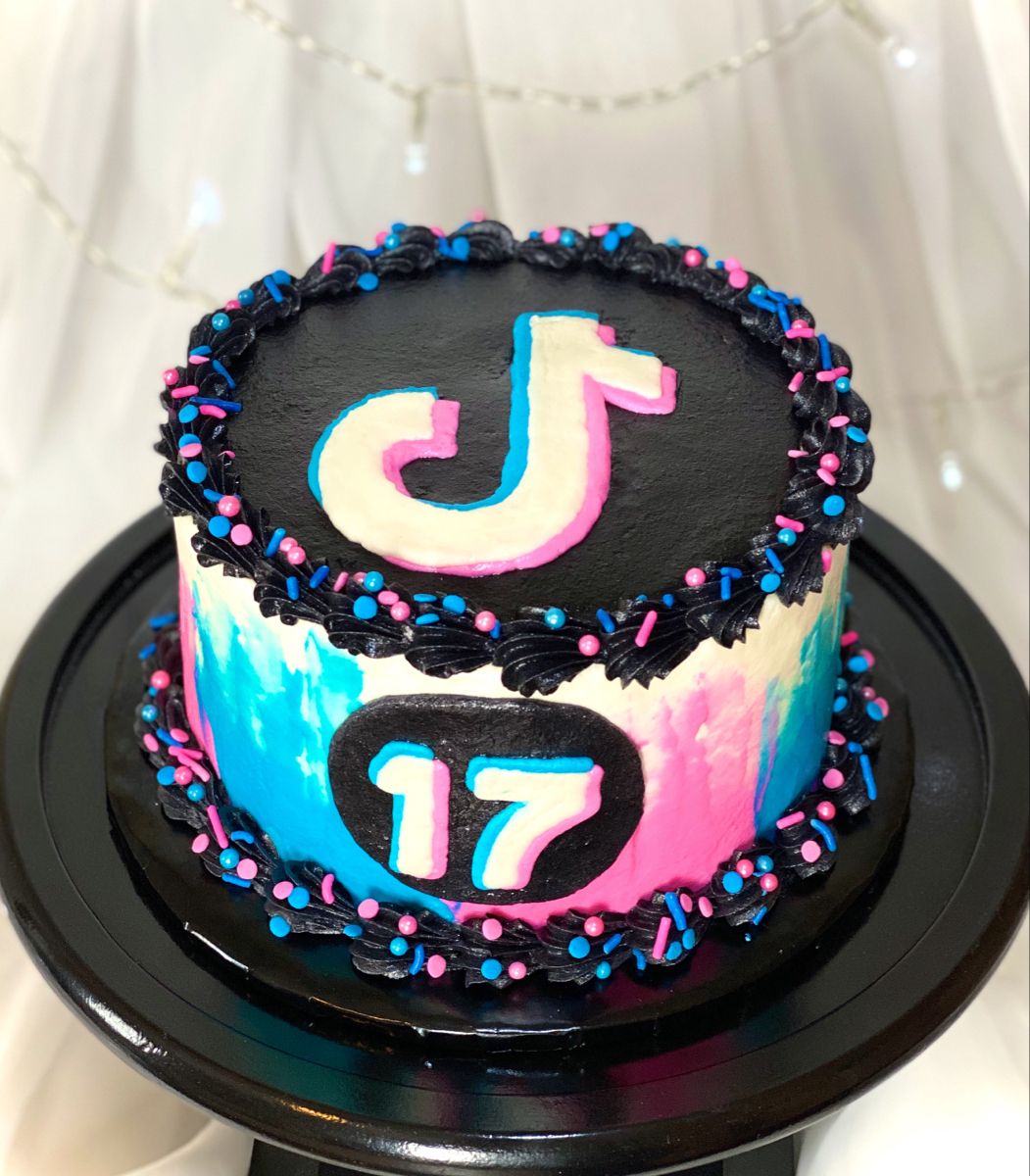 торт на день рождения 10 лет фото