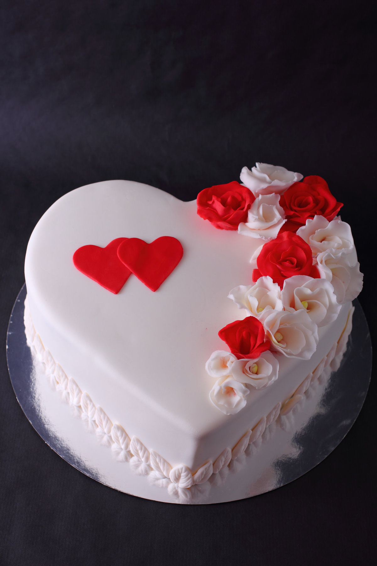 торт сердце на свадьбу фото