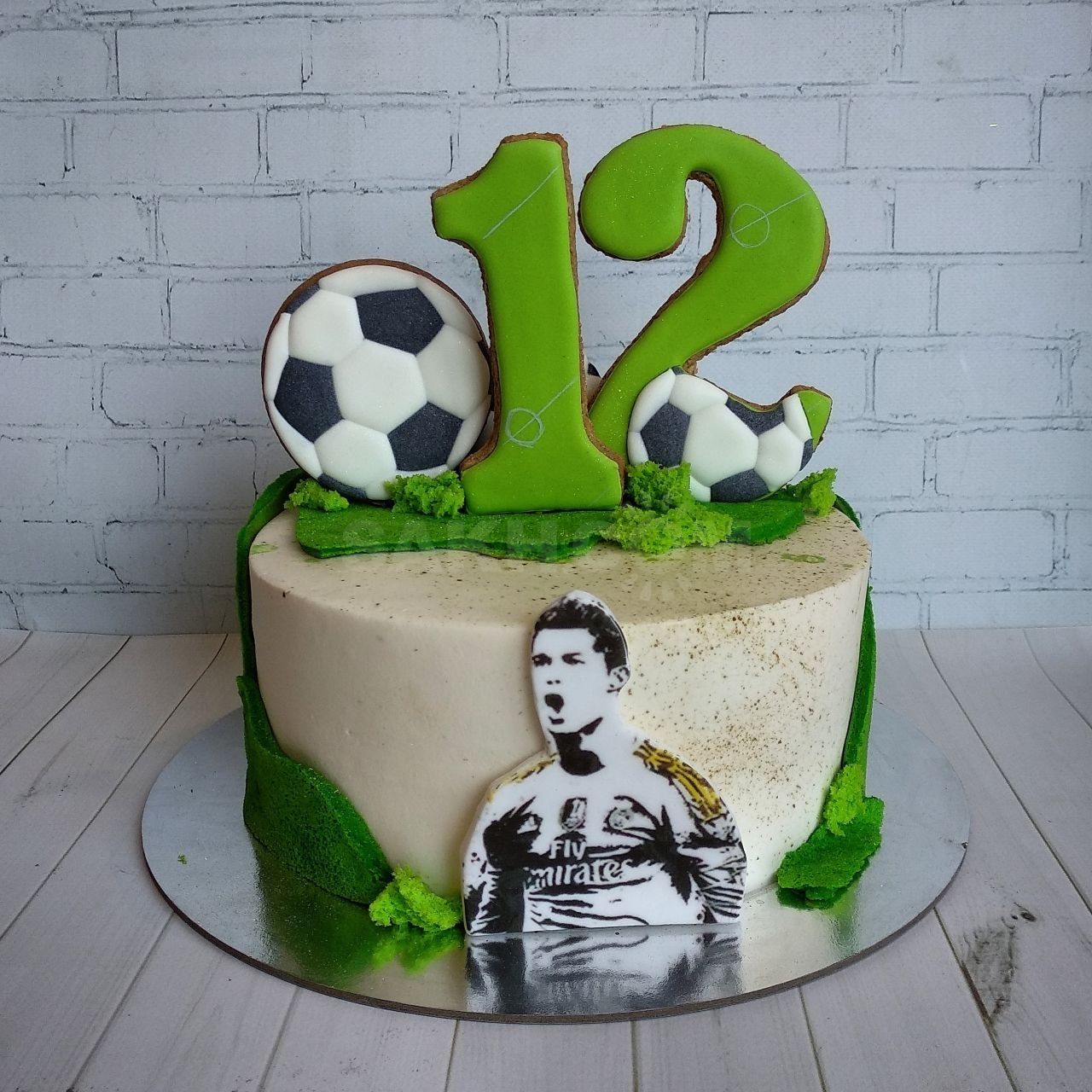 Торт для мальчика 10 лет с Роналдо