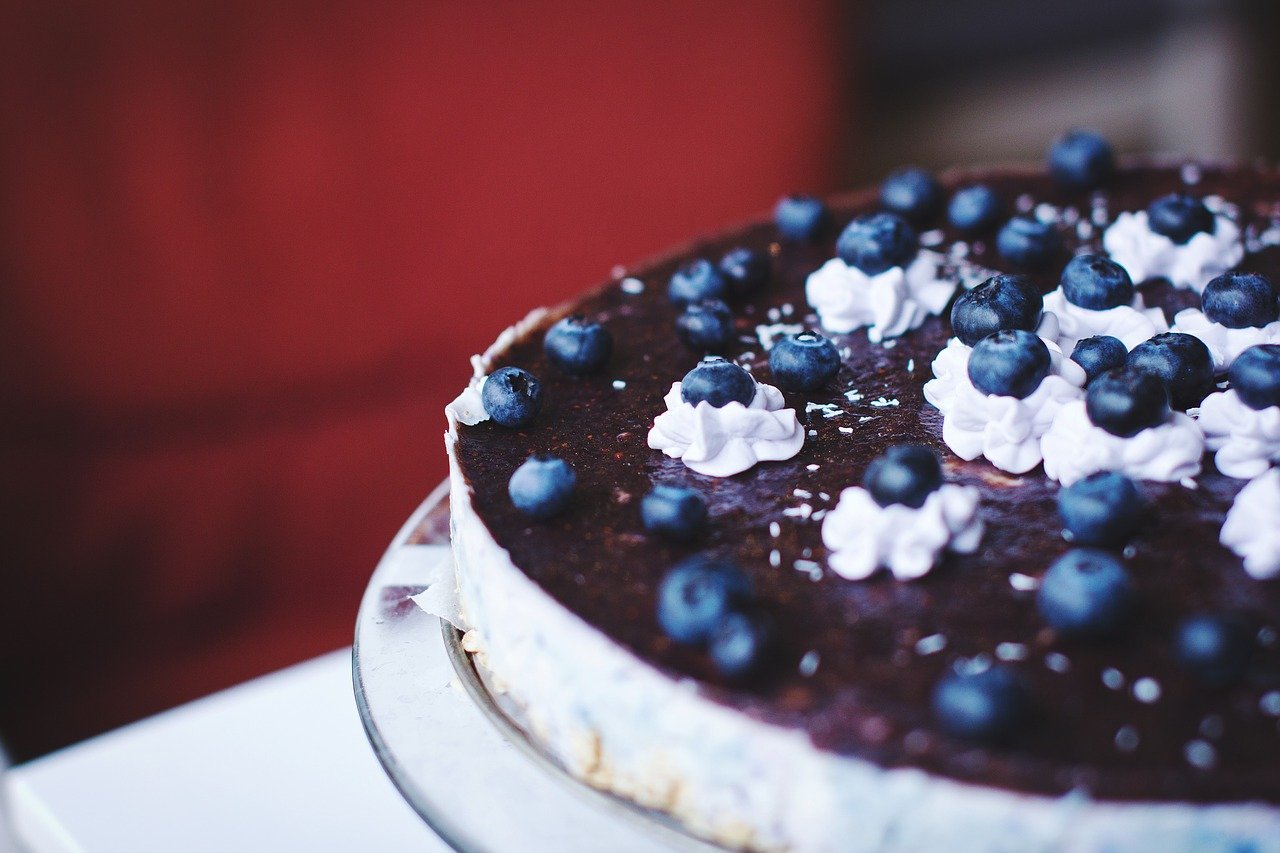 Чернично-голубичный торт