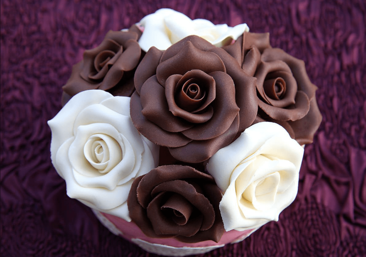 Букет из шоколадных цветов