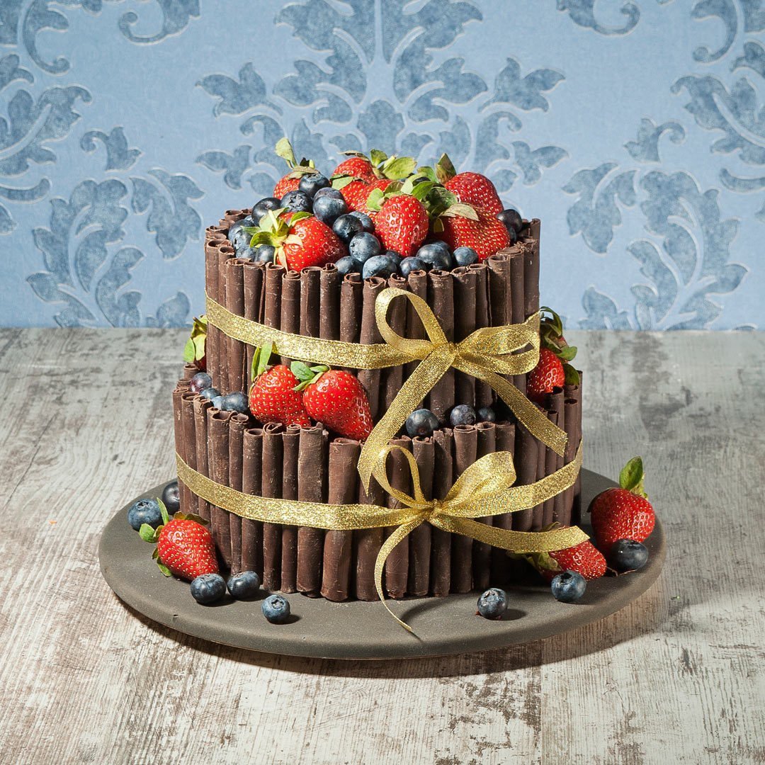 Торт лукошко с ягодами
