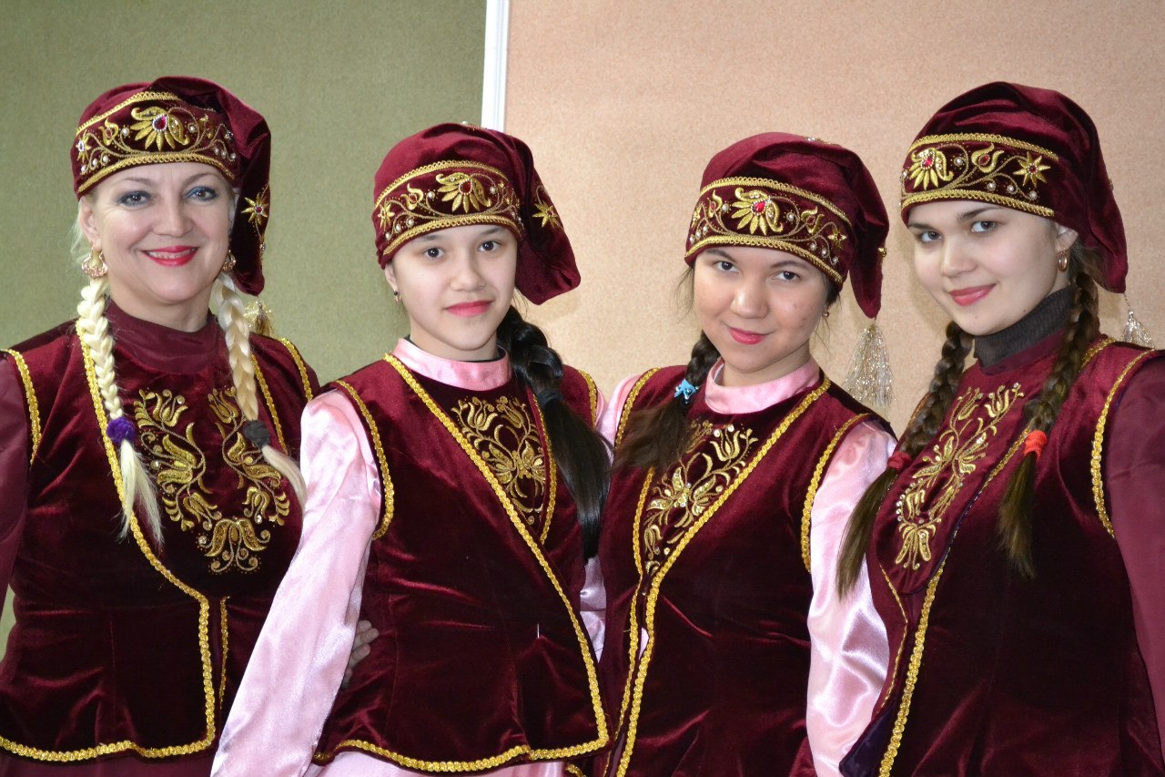 Национальный костюм сибирских Татаров