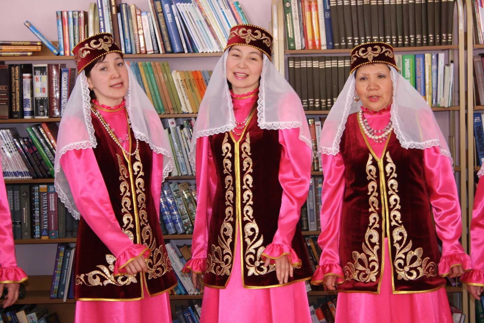Фото сибирских татар в национальной одежде (74 фото) .