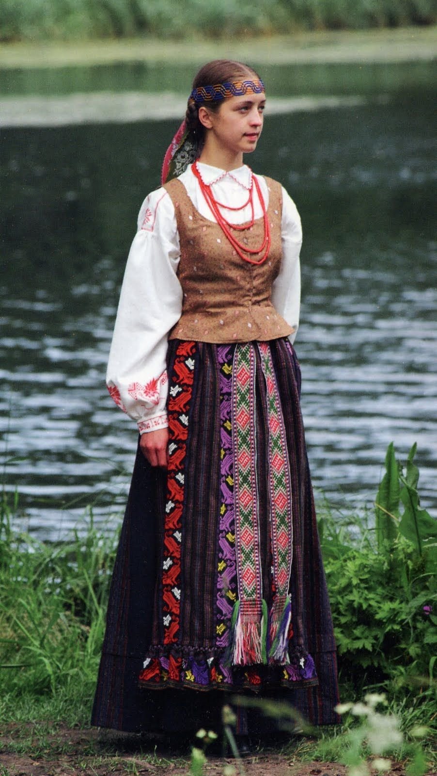 Литовский народный костюм Дзкуии