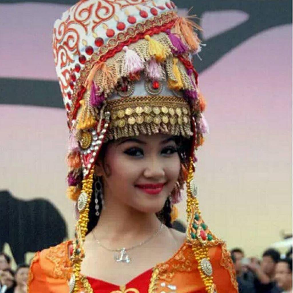 Уйгурка Mahire Emet