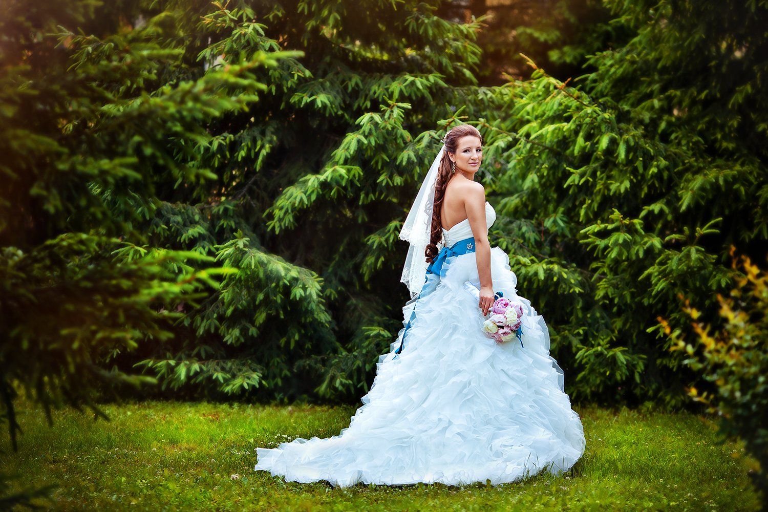 Образ невесты в пышном платье