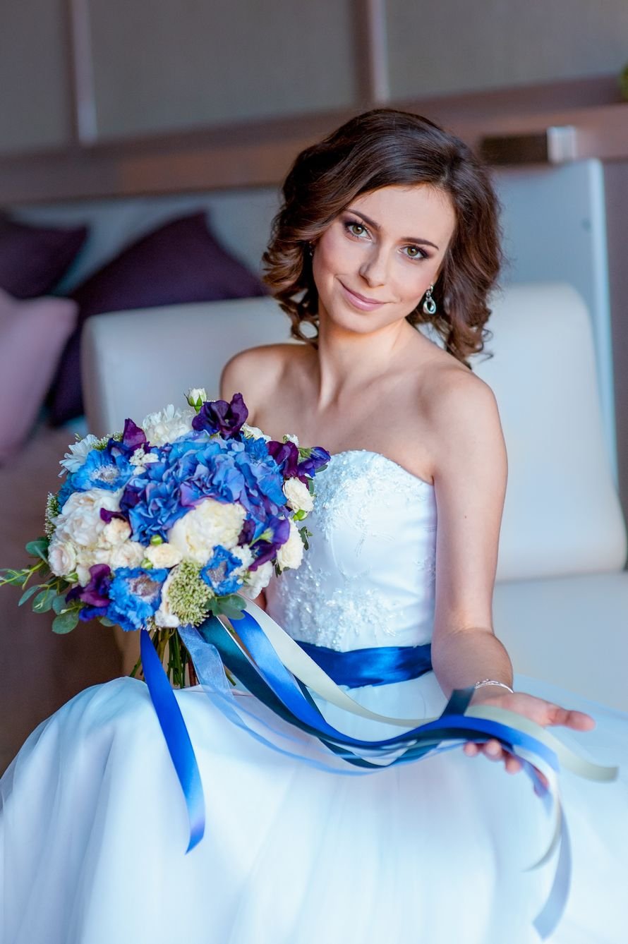 Образ невесты с голубым