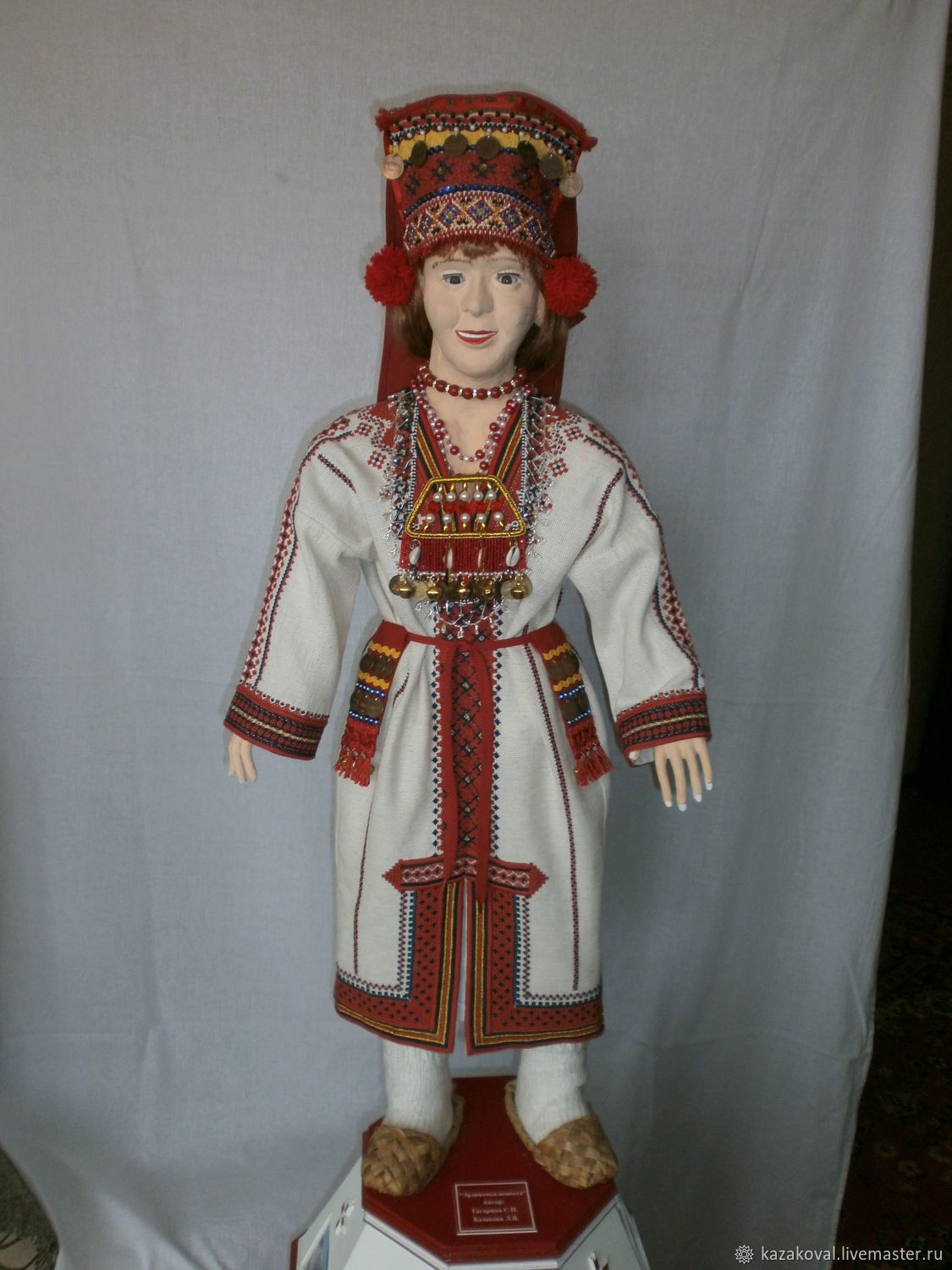 Мордовский национальный костюм женский Мокша