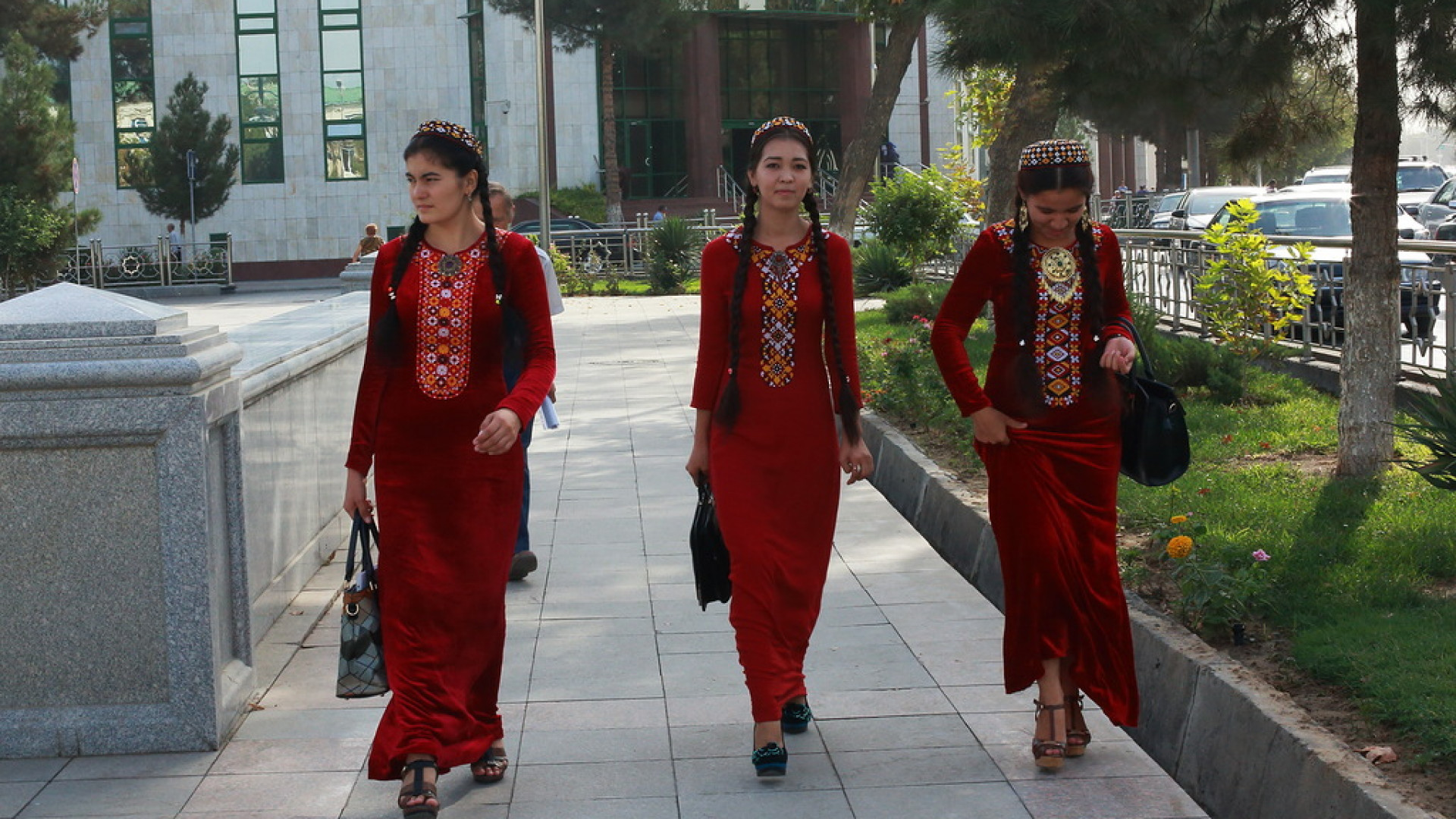 Туркменский костюм женский