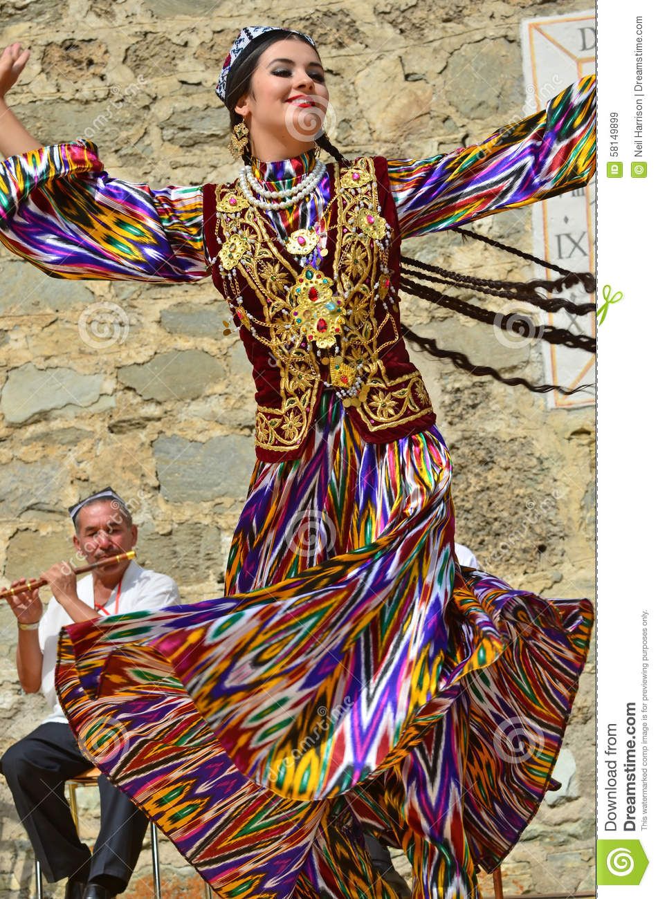 Андижанский узбекский национальный костюм