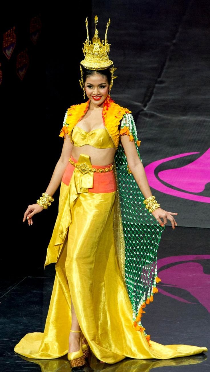 Мисс Вселенная 2013 национальный костюм