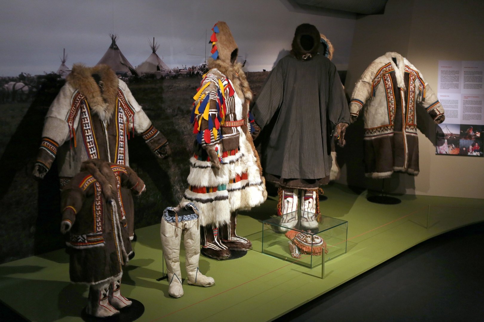 Национальная одежда саамов Кольского полуострова