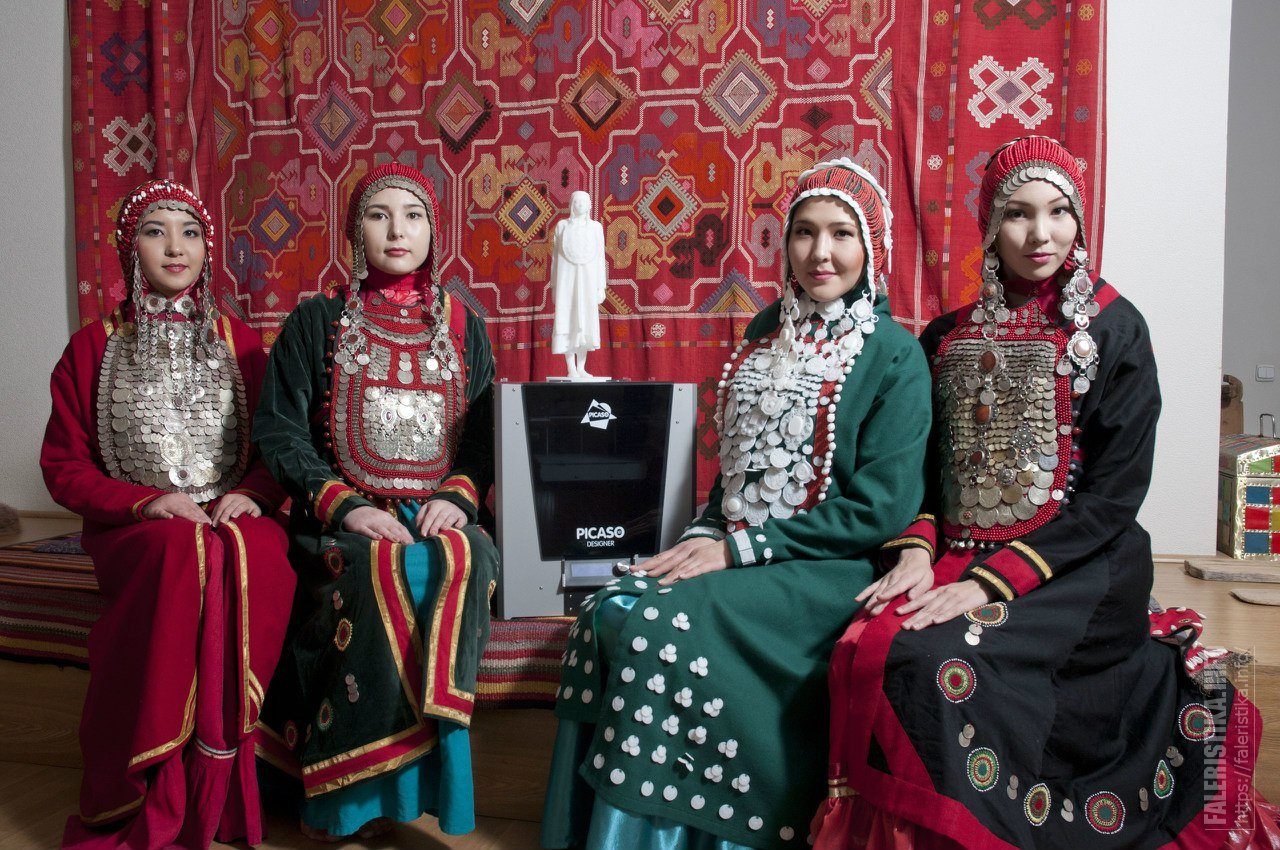 Национальный костюм Башкиров женский