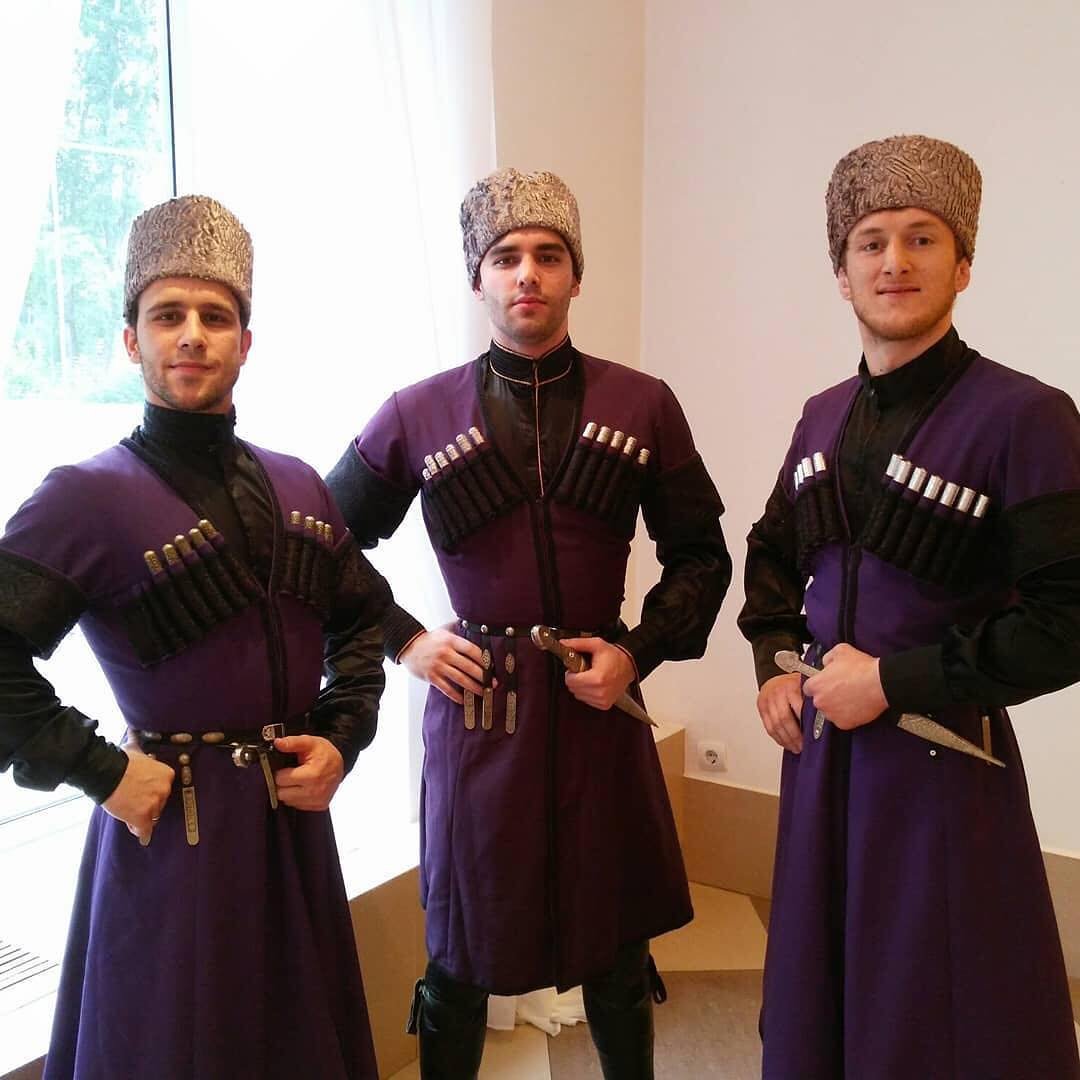 Национальная одежда народов Дагестана аварцы