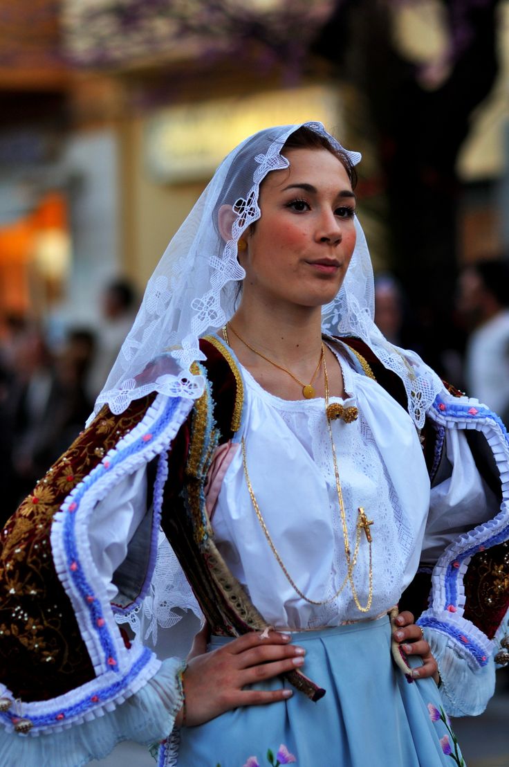 Сардиния национальный костюм