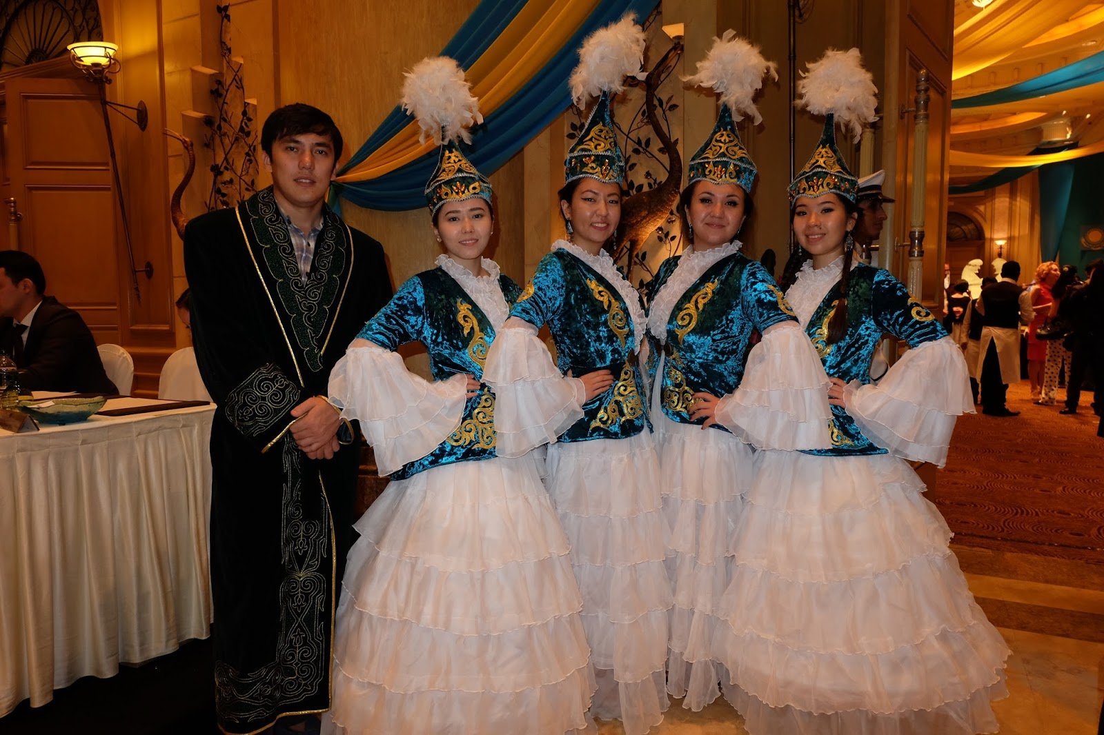 Традиционная одежда Казахстана