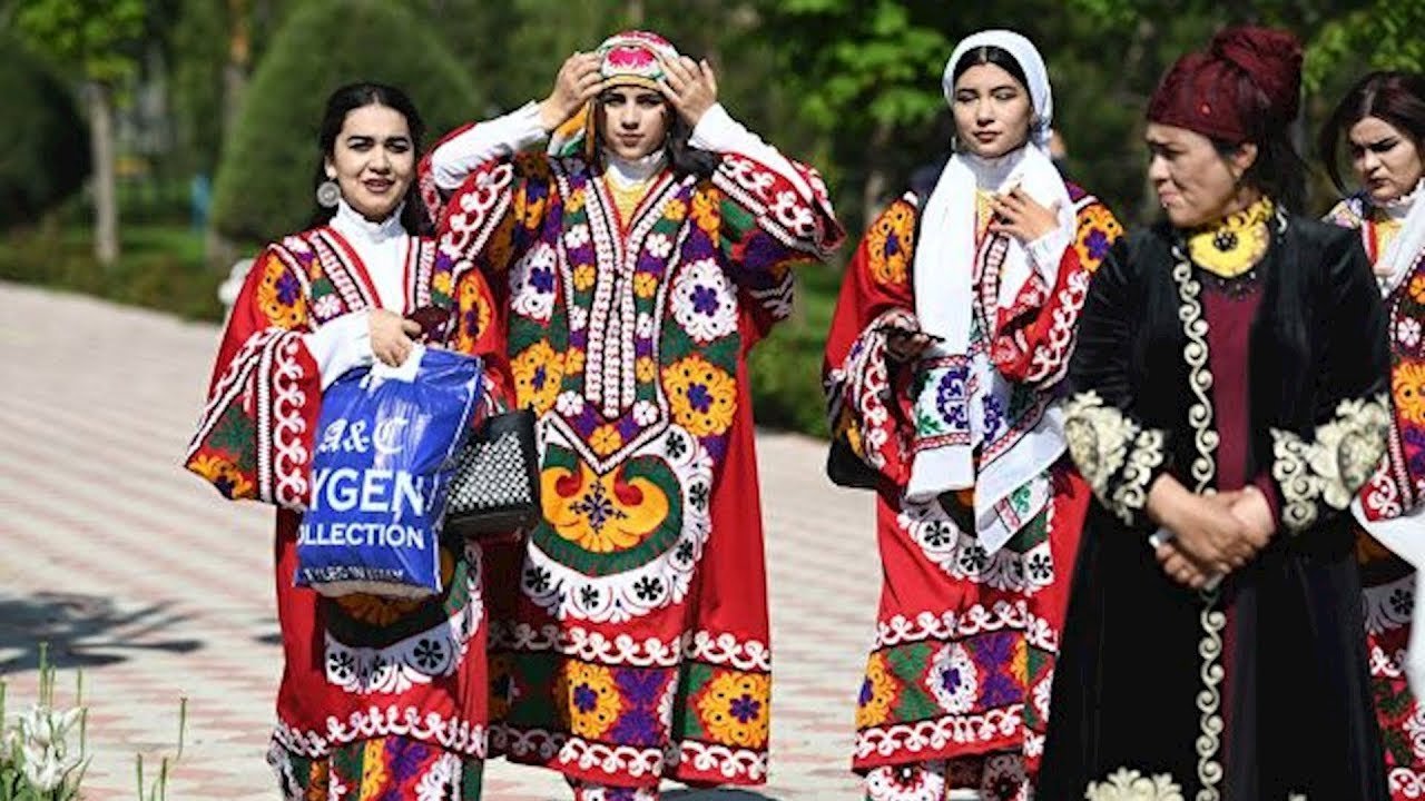 Таджикская Национальная одежда чакан