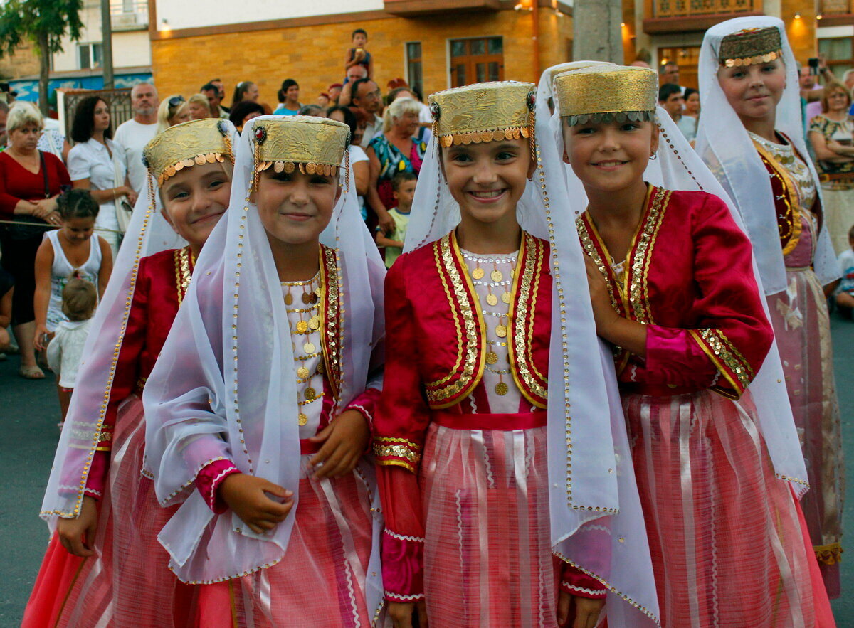 Национальный костюм караимов в Крыму
