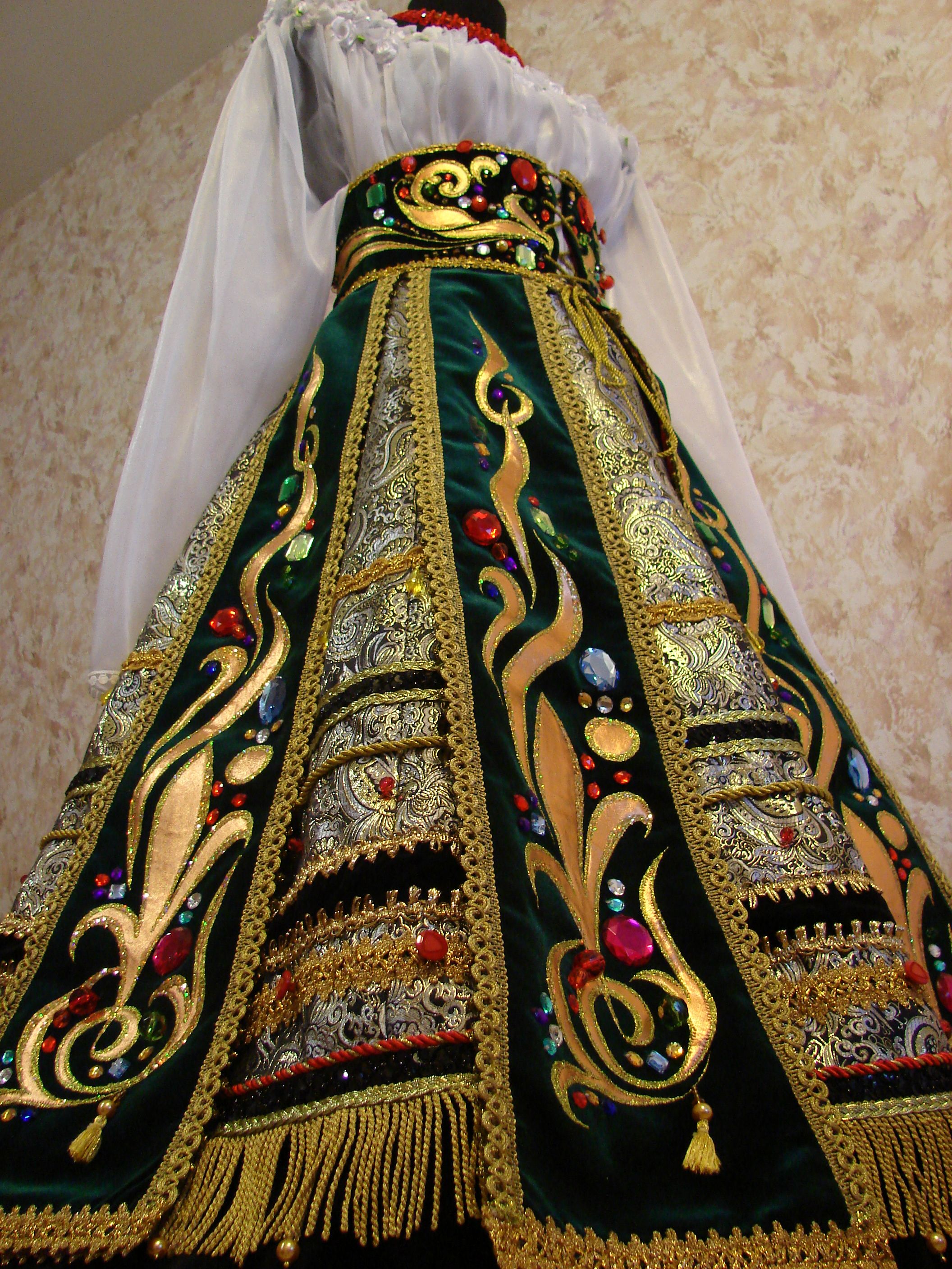 Традиционный костюм Урала