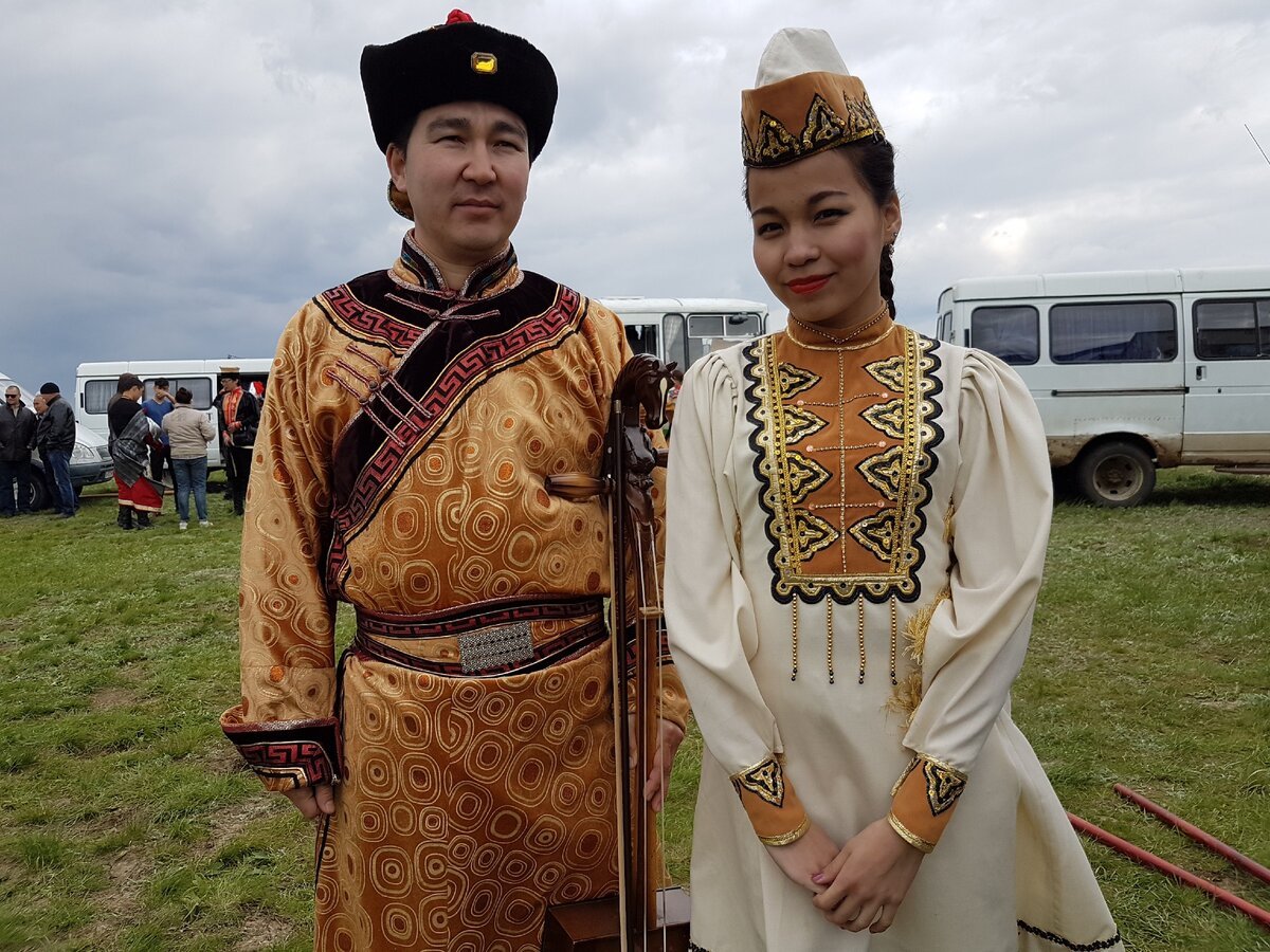 Национальный костюм калмыцкой женщины | РИА Новости Медиабанк