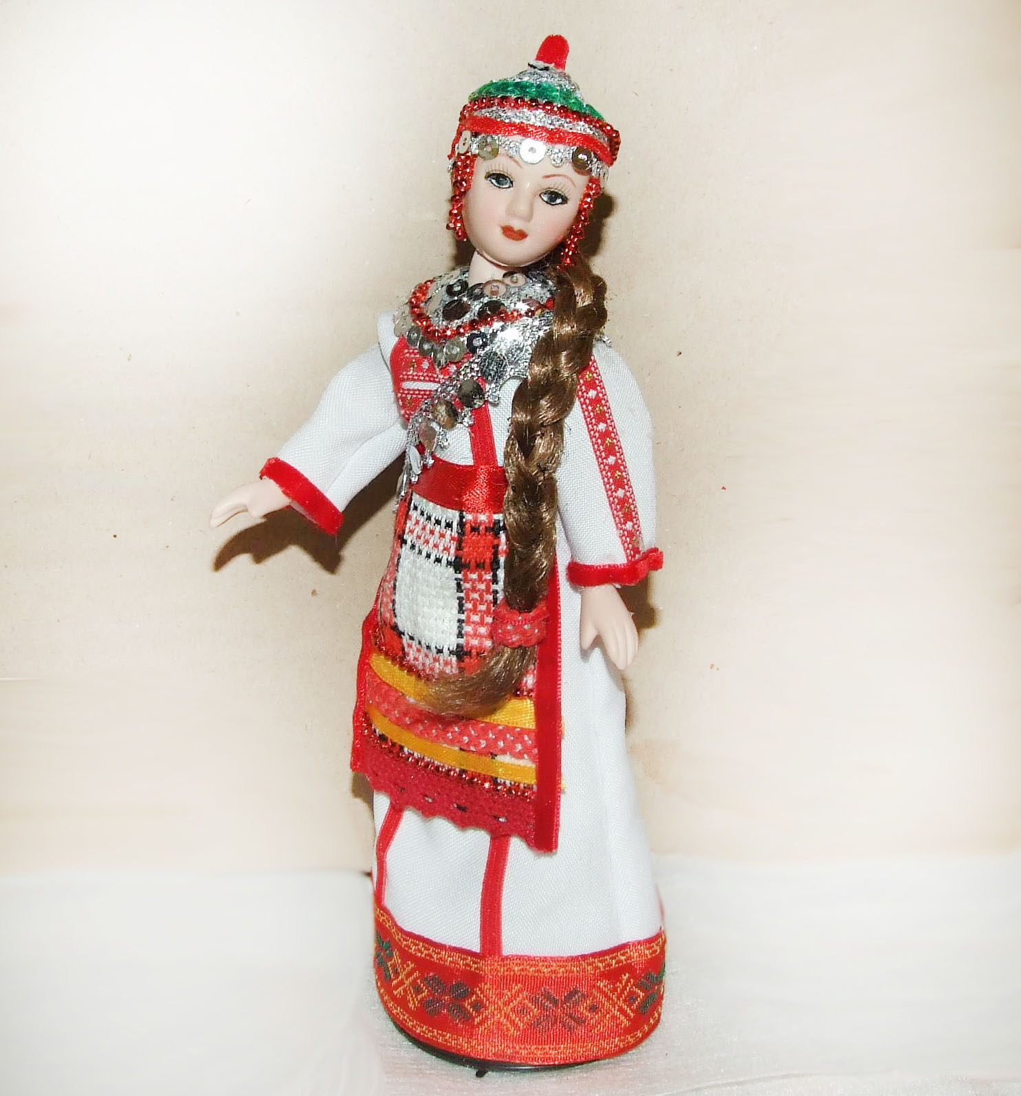 Кукла в чувашском национальном костюме