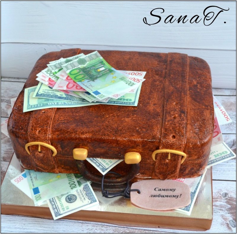 Торт в виде чемодана с долларами