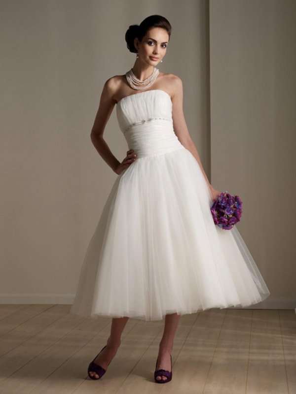 Свадебное платье выше щиколотки