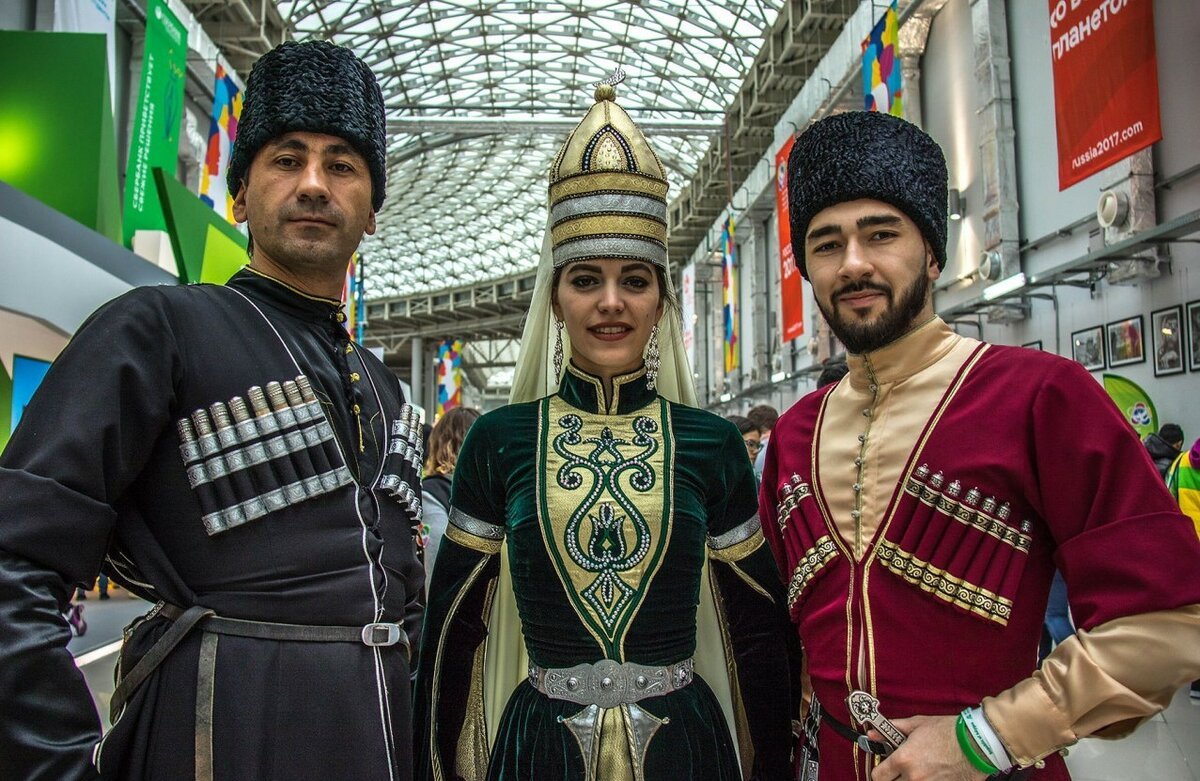 Natsionalnaya odejda Азербайджана
