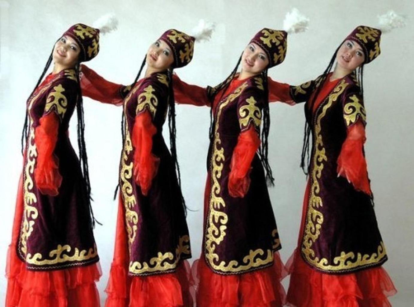Национальный костюм Киргизии