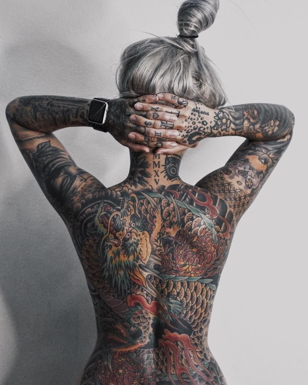 Модель Патриция в татуировках