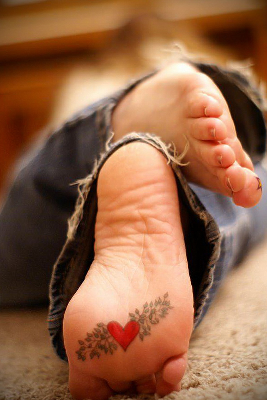 Татуировка на стопе