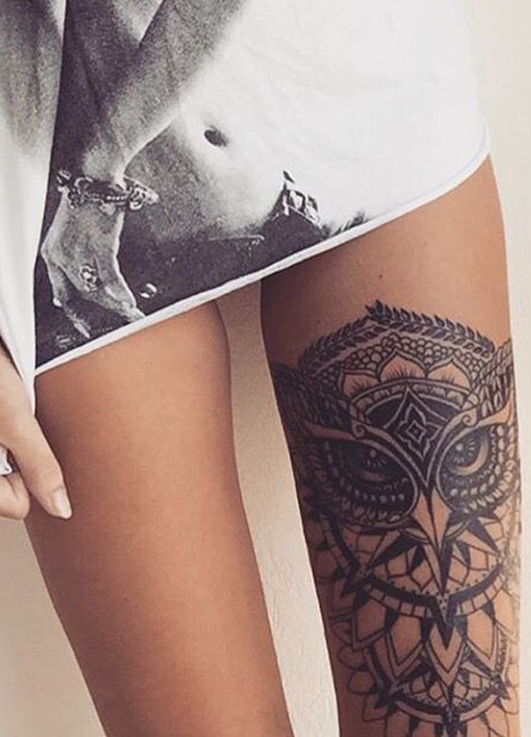 Модные мотивы татуировок на ноге для девушек